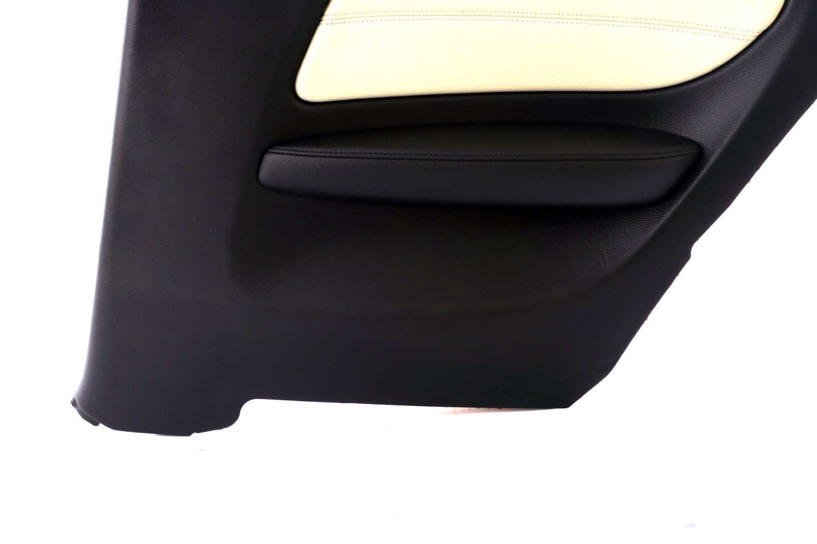 BMW 1 Series E81 Rear Right O/S Lateral Trim Panel Cover Leather Lemon 9121344