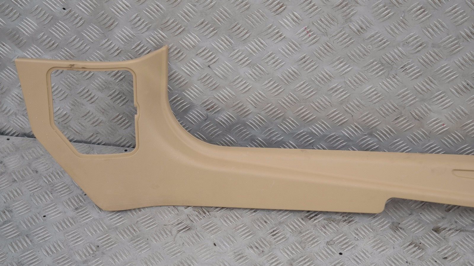 BMW Mini R57 Cabrio Lateral Trim Panel Bottom Front Kick Right O/S Tuscan Beige