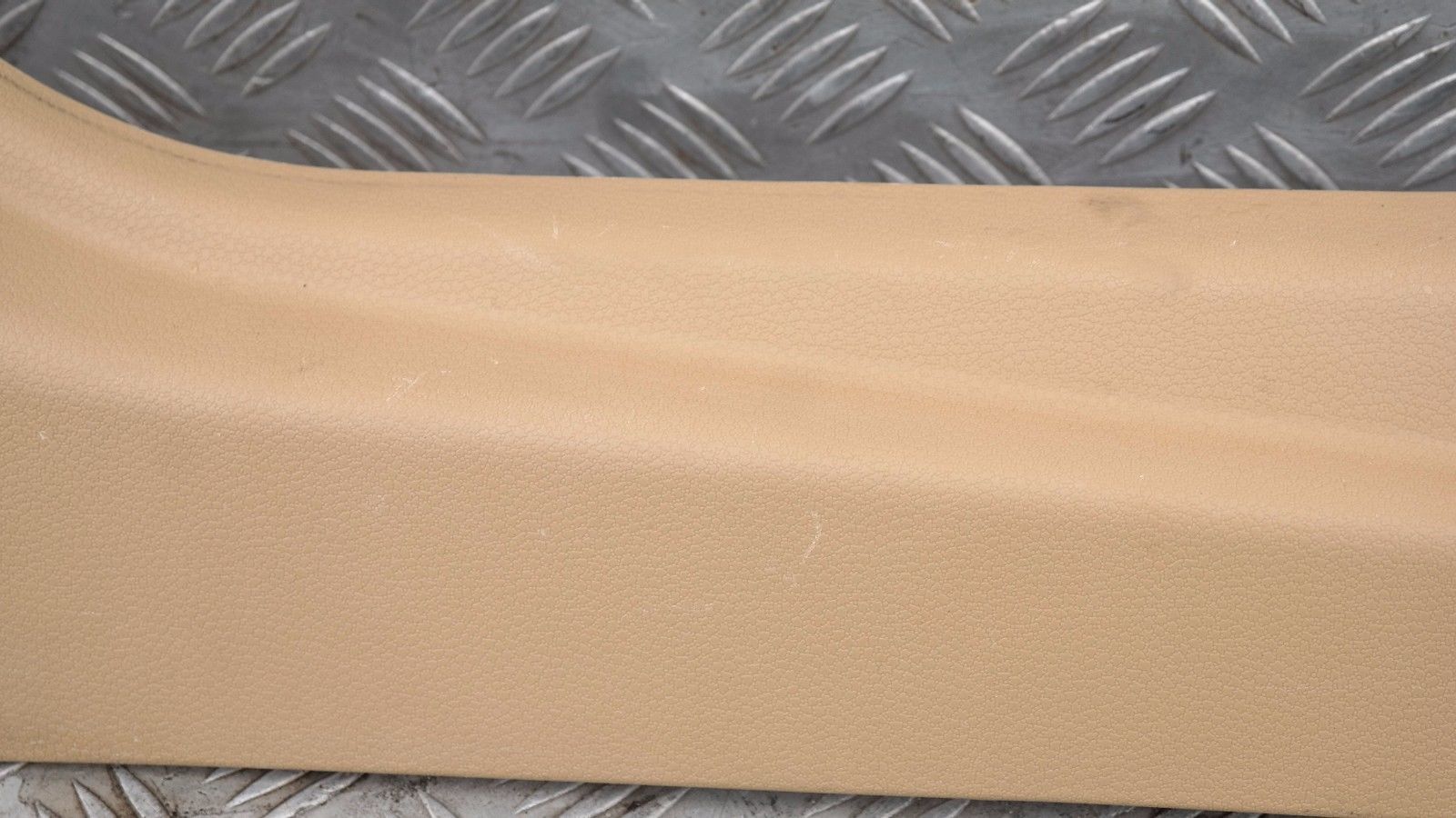 BMW Mini R57 Cabrio Lateral Trim Panel Bottom Front Kick Right O/S Tuscan Beige