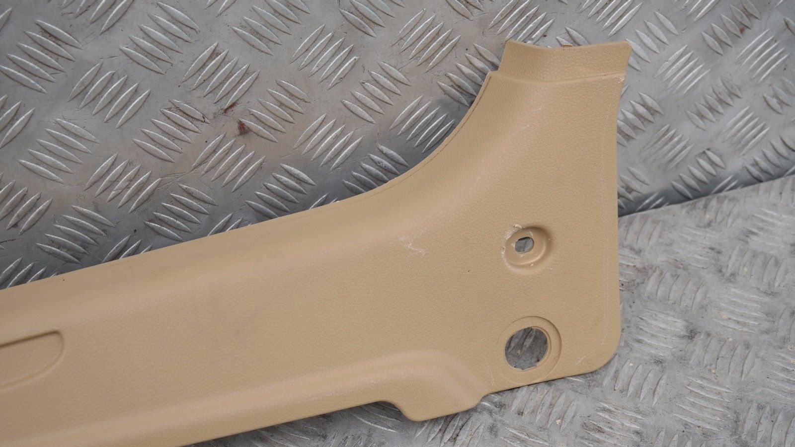 BMW Mini R57 Cabrio Lateral Trim Panel Bottom Front Kick Right O/S Tuscan Beige