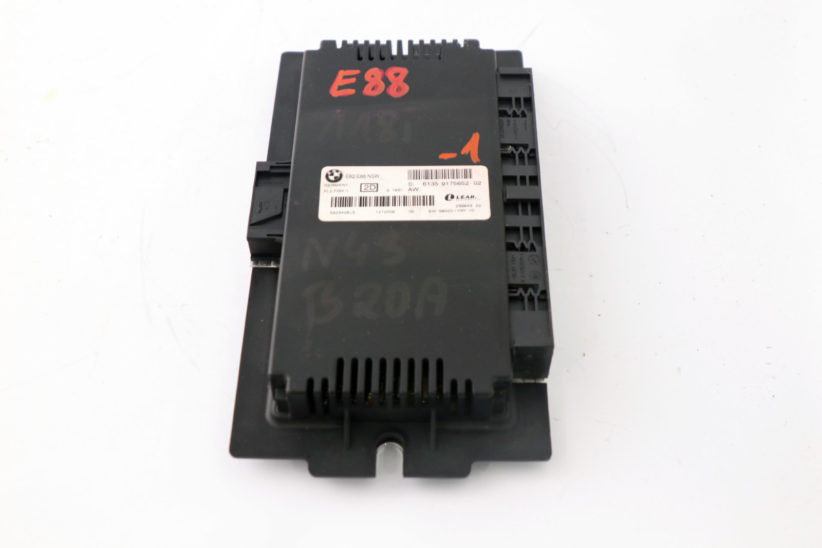 BMW E88 Fußraumbeleuchtungsmodul Steuergerät ECU NSW PL2 FRM II 9175652