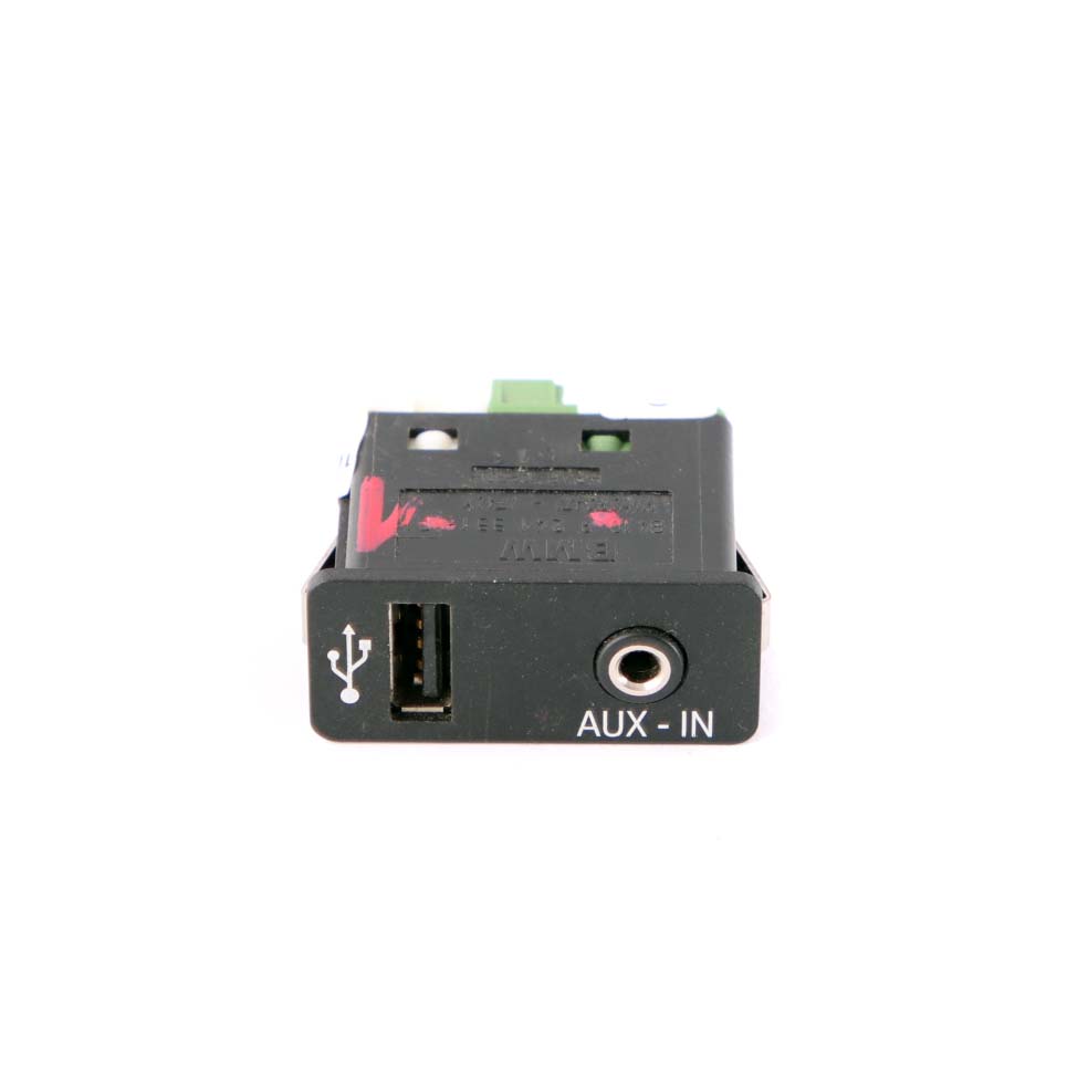 BMW X1 E84 USB AUX-IN Socket Plug Input Connector Media Port 9241331