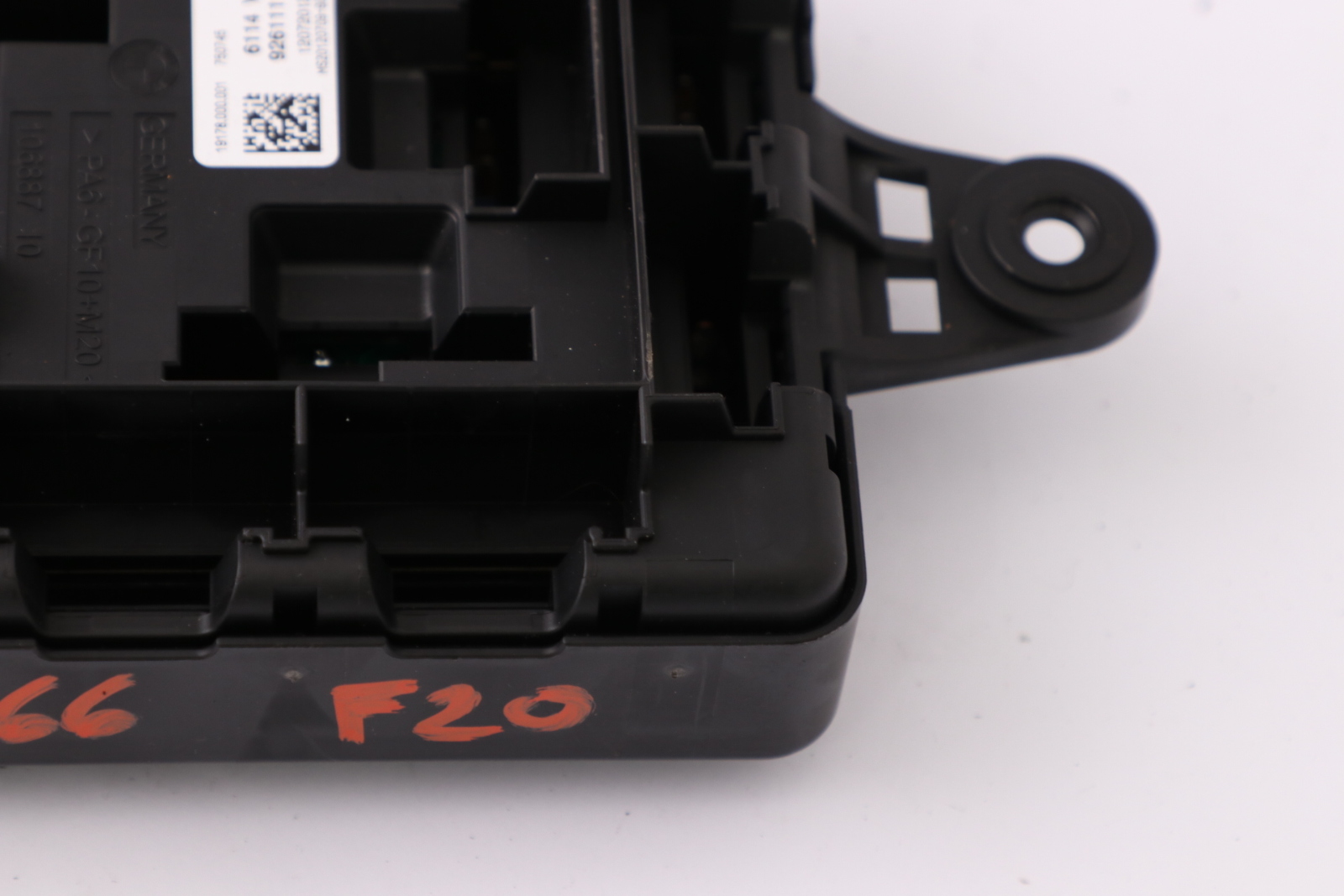 BMW 1 3 4 Series F20 F21 F30 F31 F32 Power Distribution Fuse Box Rear 9261111