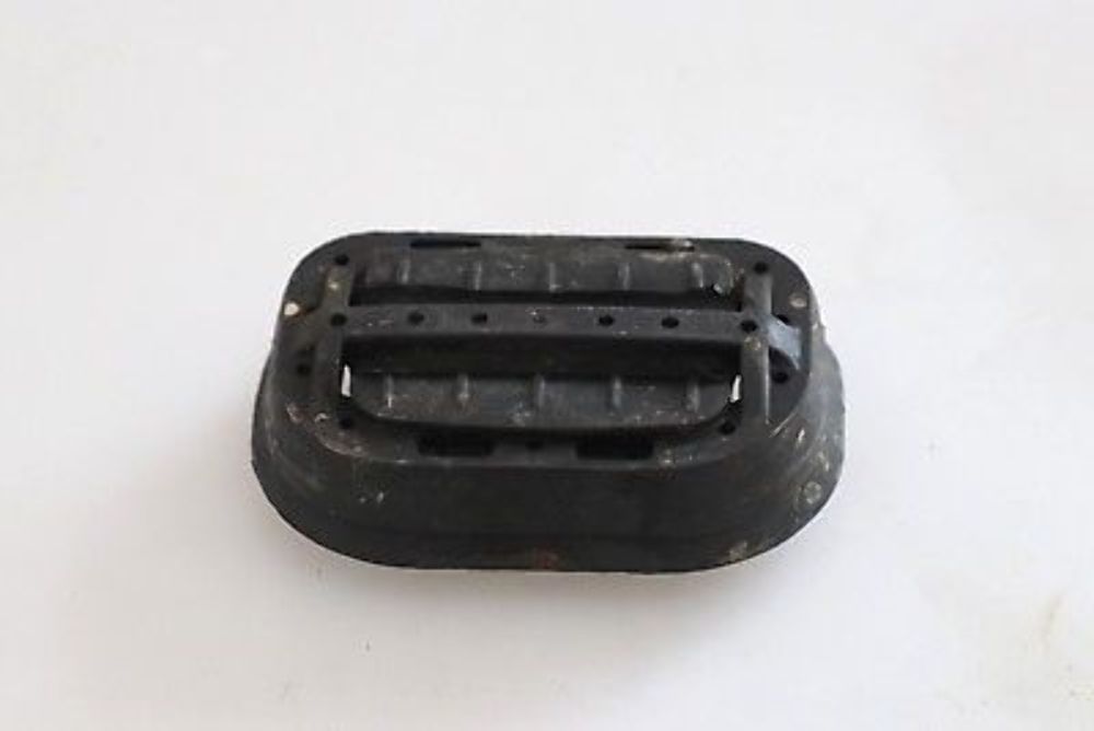 BMW 1 2 3 4 Series F20 F21 F22 F30 F32 Various Grommet Floor Housing Parts