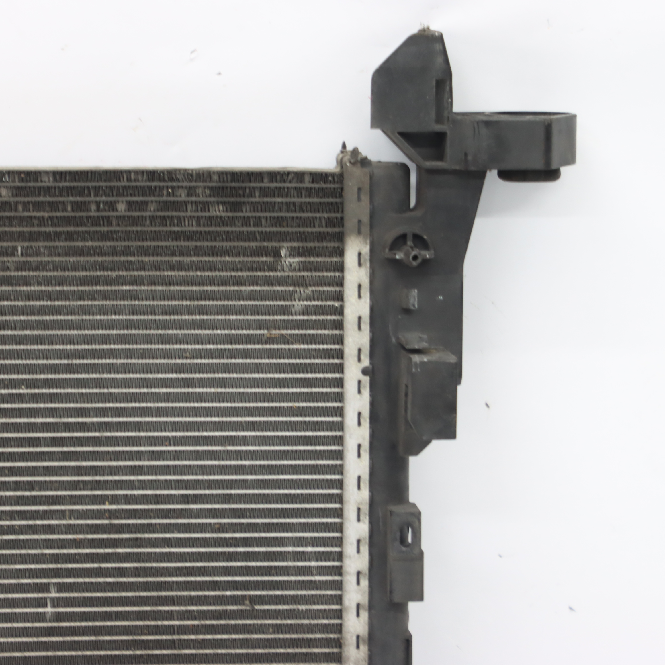 Renault Trafic 3 Opel Vivaro B 1.6 Refroidissement moteur Radiateur 93868888