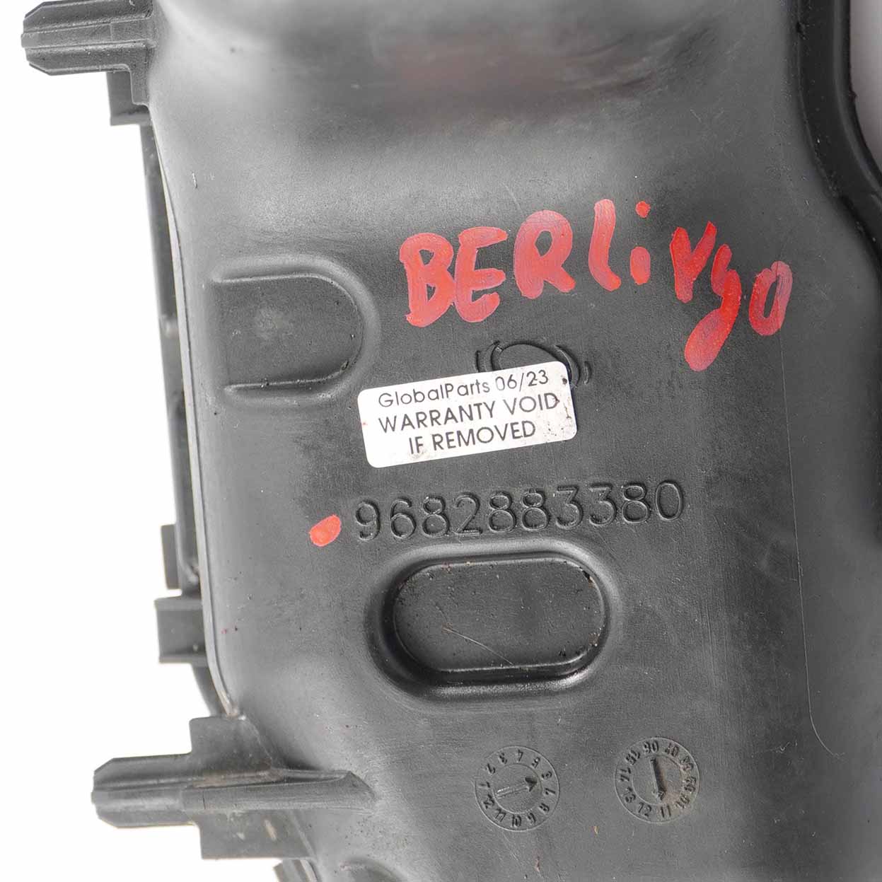 Power Steering Tank Citroen Berlingo Peugeot Partner Fluid Reservoir 9682883380