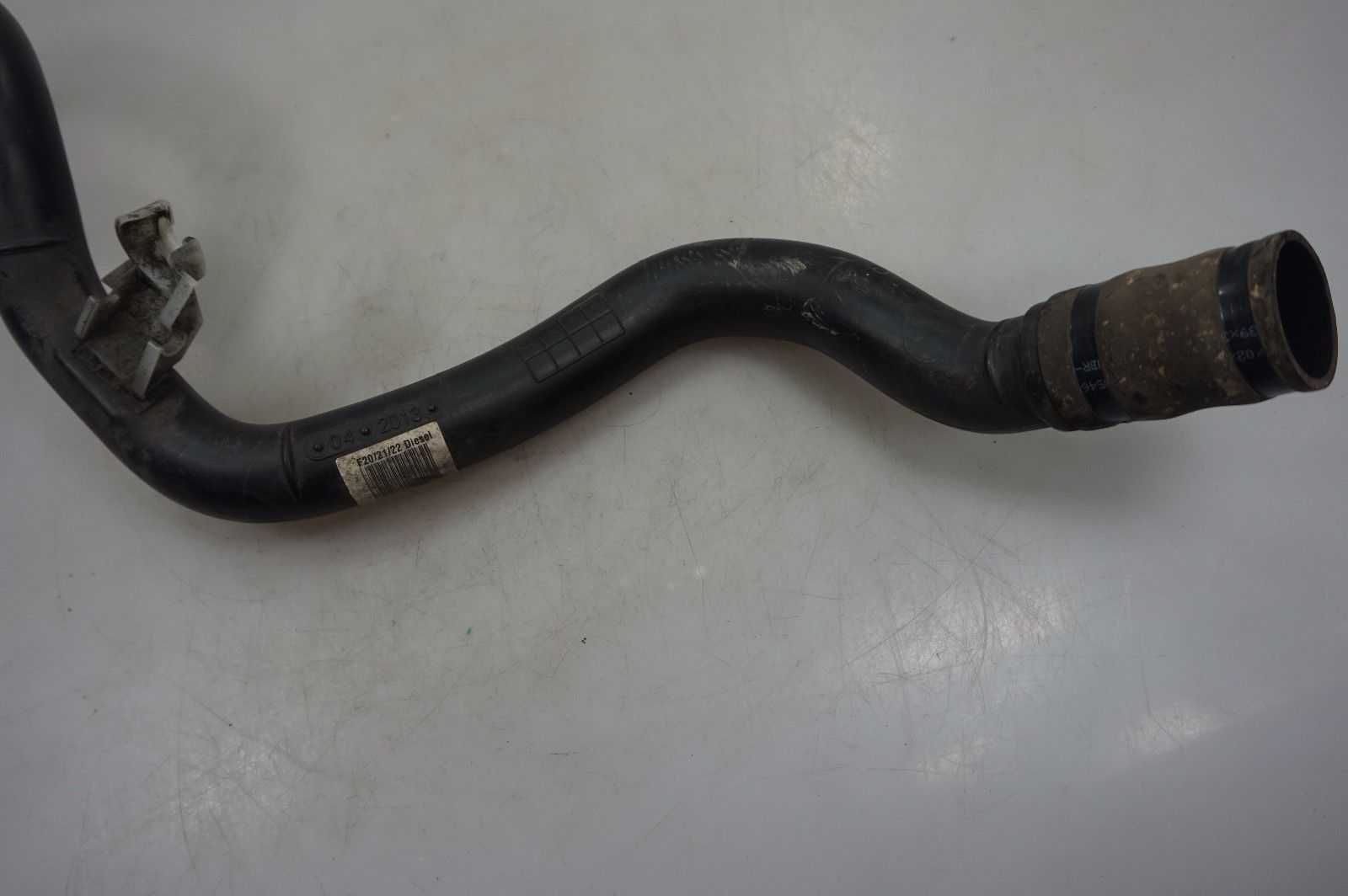 BMW 1 2 Series F20 F21 F22 F23 LCi PLASTIC FUEL FILLER PIPE 7244020