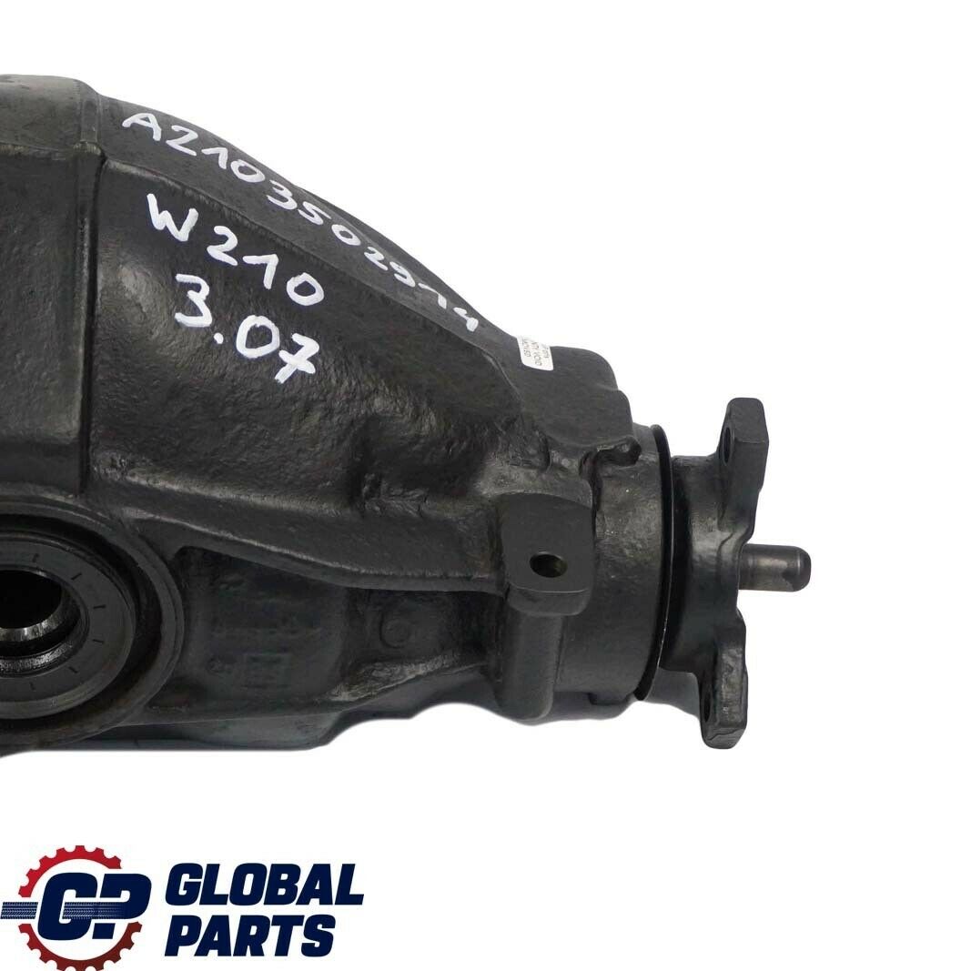 Mercedes-Benz W202 W210 Rear Differential Diff 3,07 Ratio A2103502914 WARRANTY