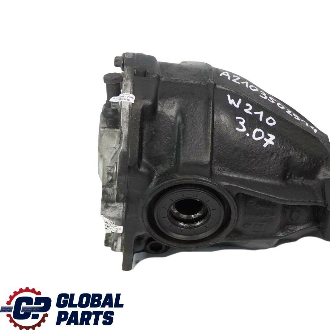 Mercedes-Benz W202 W210 Rear Differential Diff 3,07 Ratio A2103502914 WARRANTY