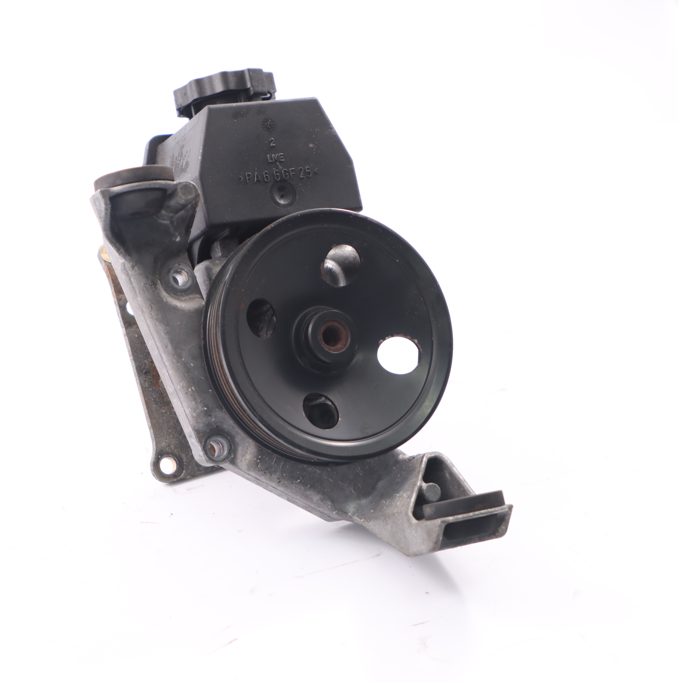 Mercedes W203 W208 M111 Petrol Power Steering Hydraulic Pump A0024668401