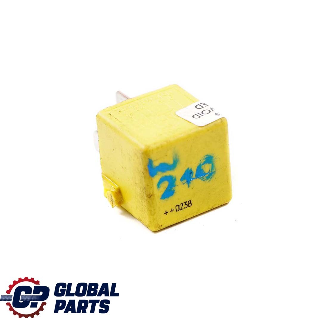 Mercedes A C E M W163 W169 W203 W210 Relay 5-Pin Yellow TYCO A0025421419