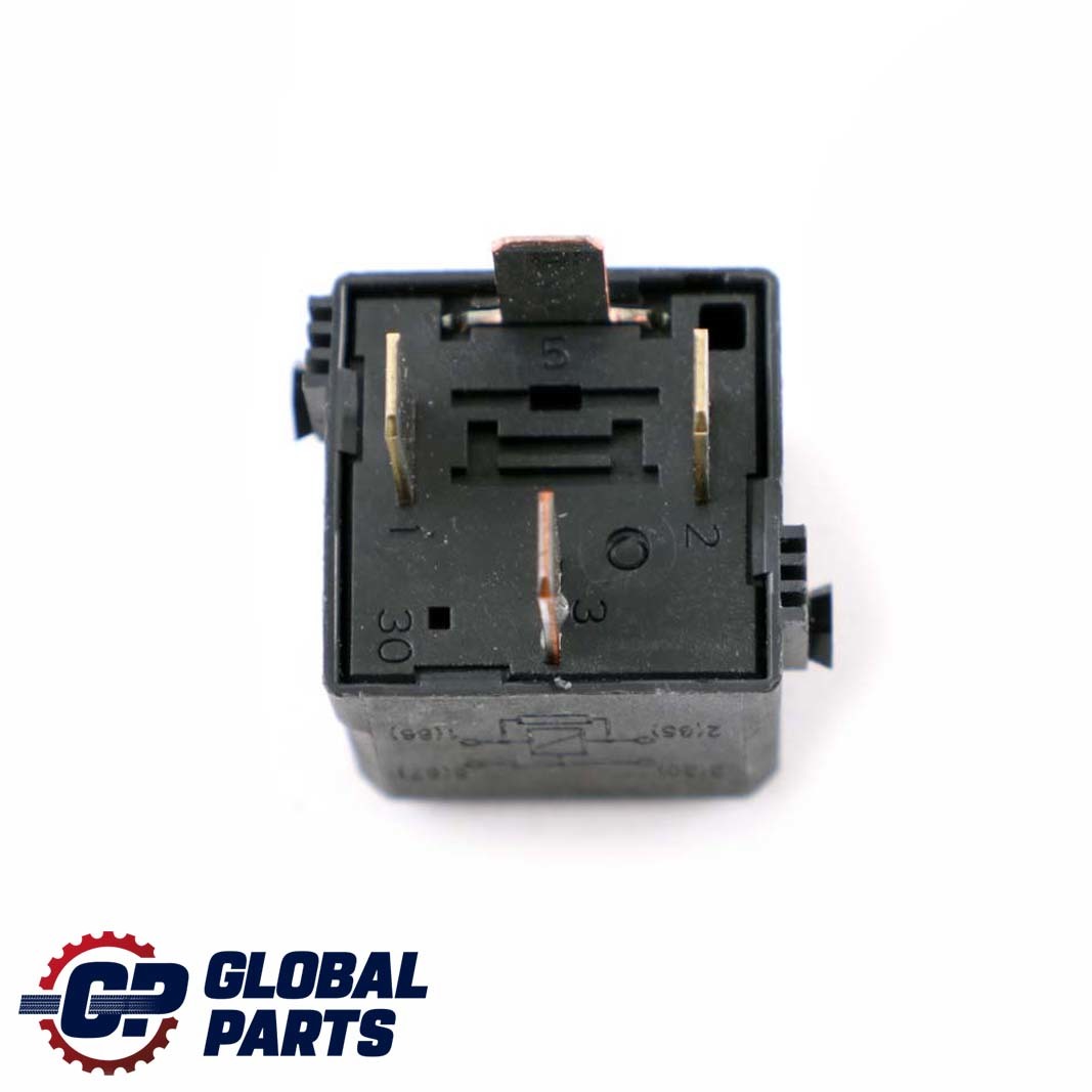 Mercedes W169 W245 W204 W212 Relay 4-Pin Black Hella A0025427219