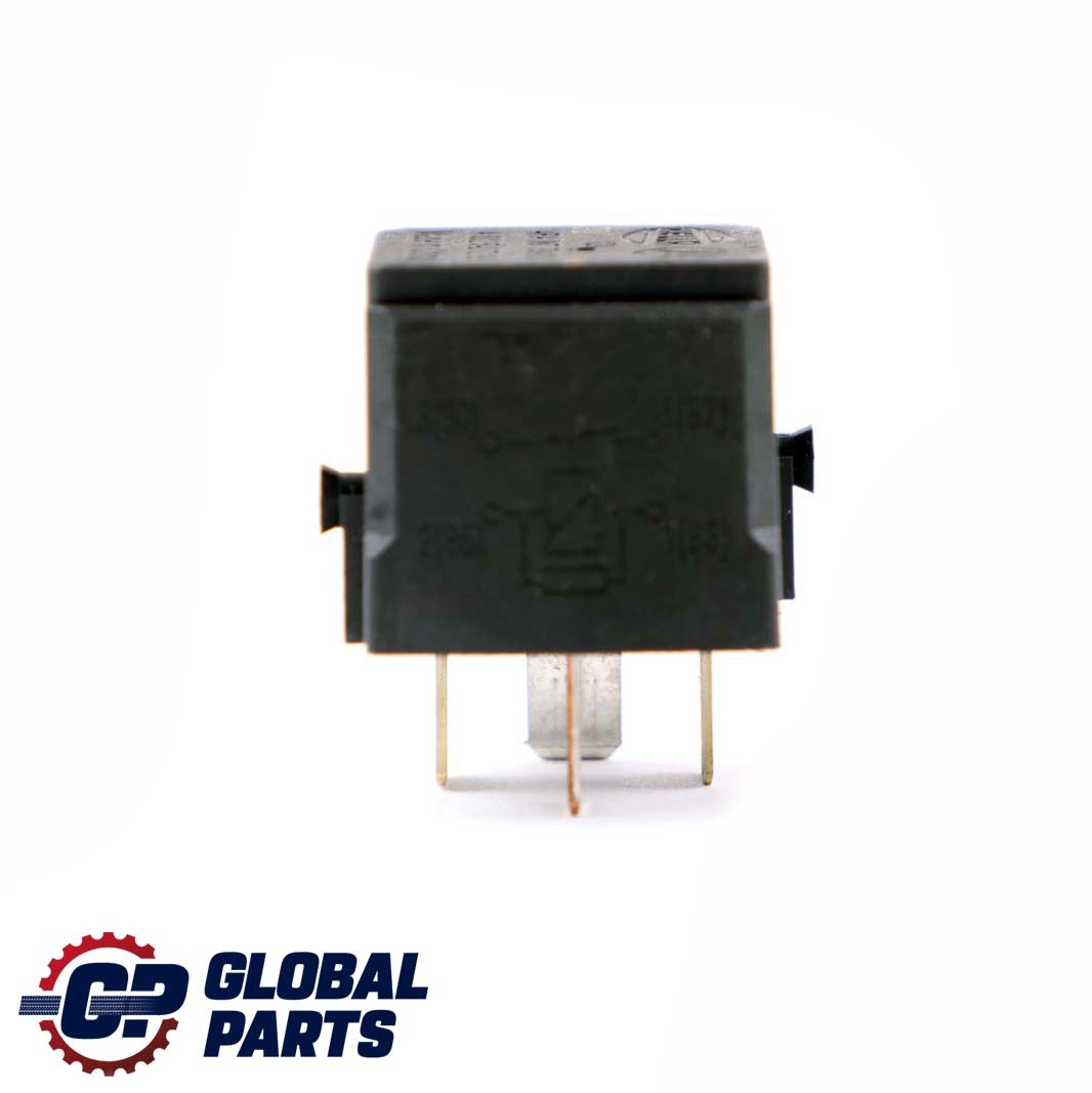 Mercedes W169 W245 W204 W212 Relay 4-Pin Black Hella A0025427219