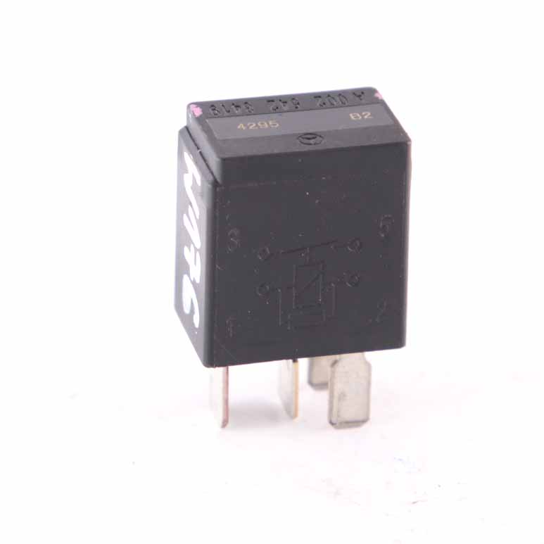 Relay Mercedes W176 W246 4-Pin Black Hella 12V A0025428419