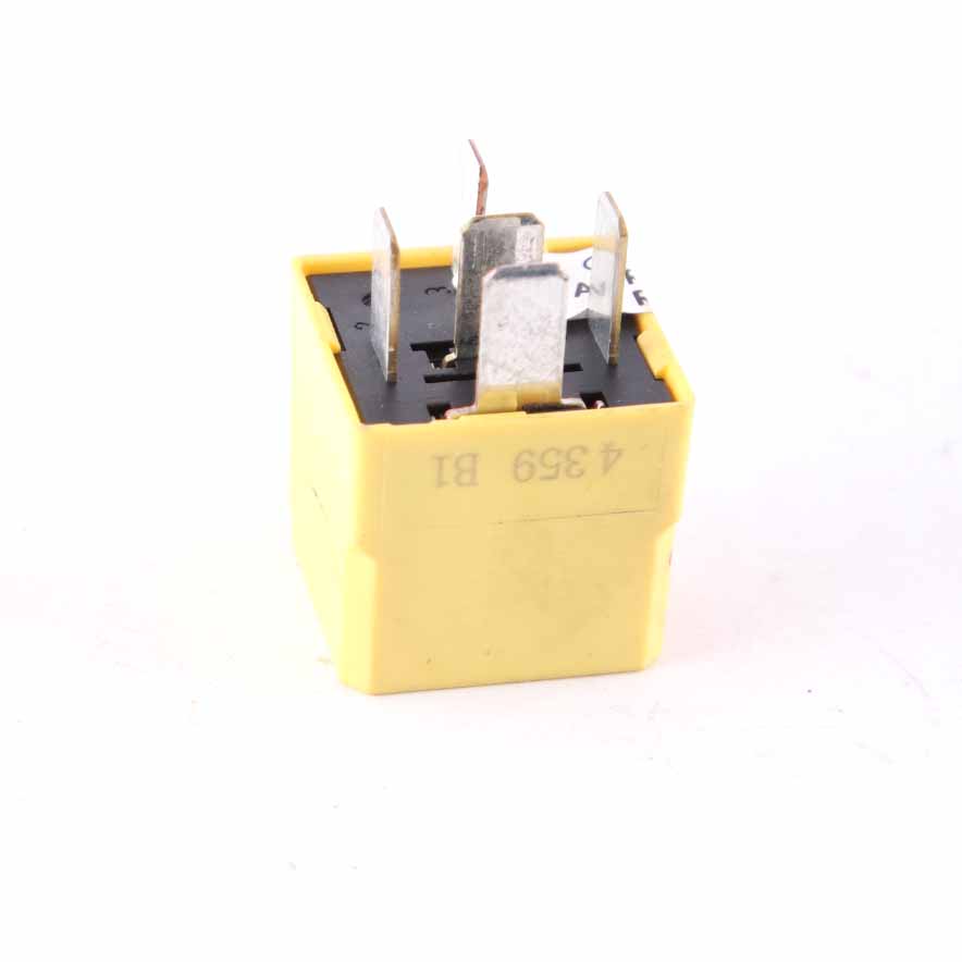 Relay Mercedes W176 W246 5-Pin Yellow Hella 12V A0025428919