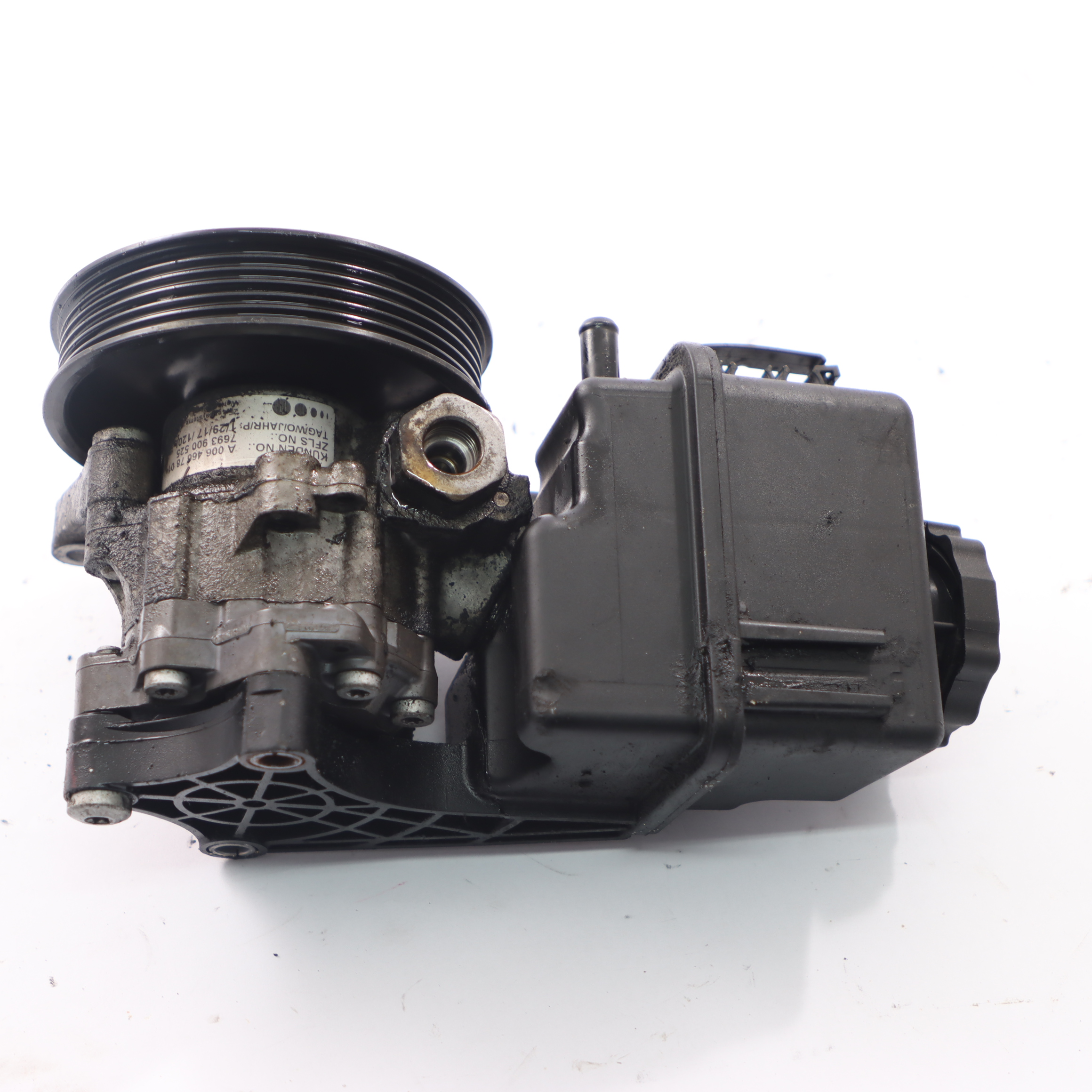 Servolenkungs pumpe Mercedes W639 W906 Diesel Mechanische Öl einheit A0064667801