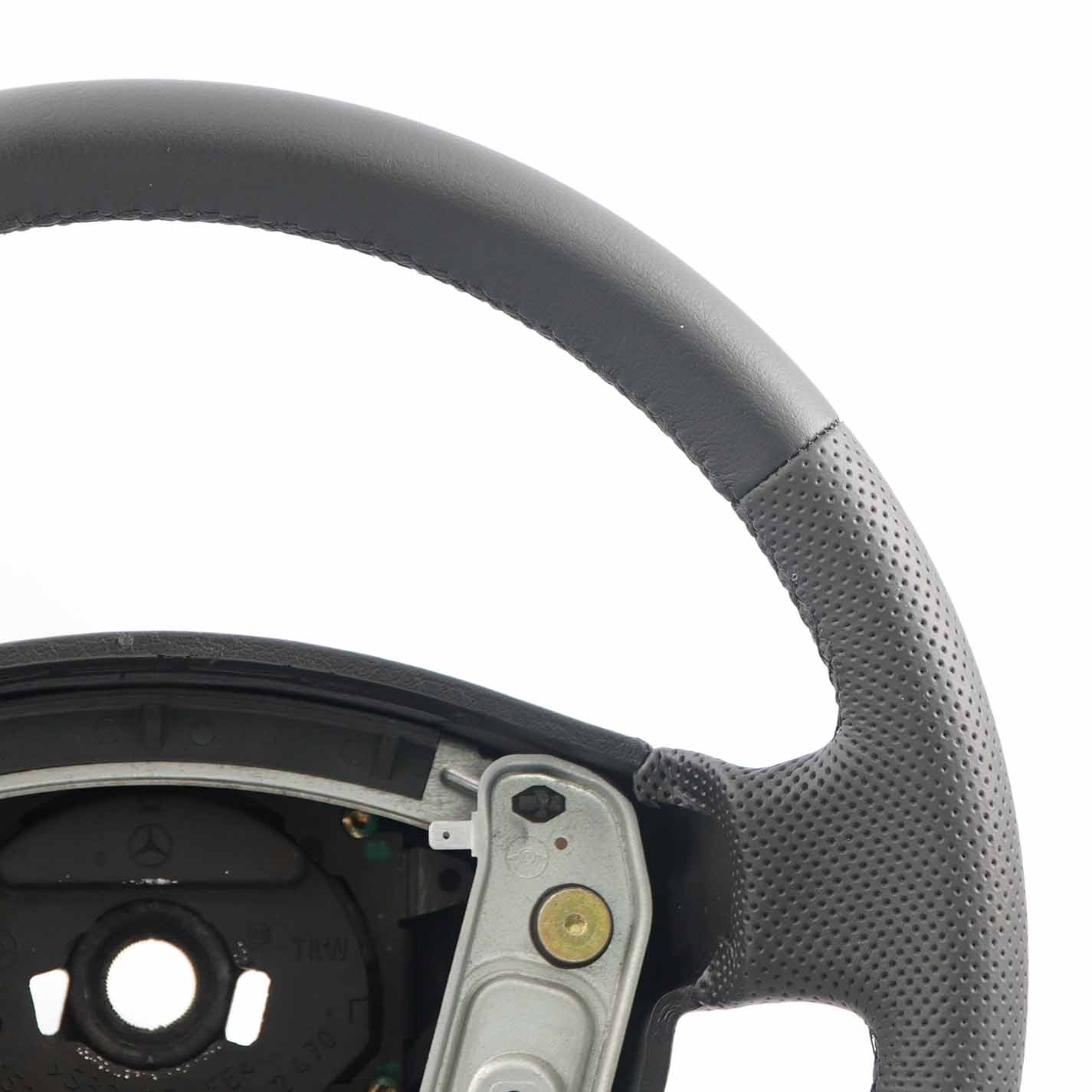 Mercedes-Benz A-Class W168 NEW Black Leather Steering Wheel A1684600503