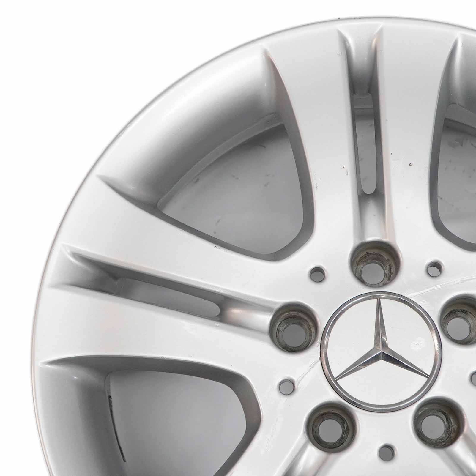 Mercedes W245 Silberne Leichtmetall felge 16" ET:46 6J A1694010202