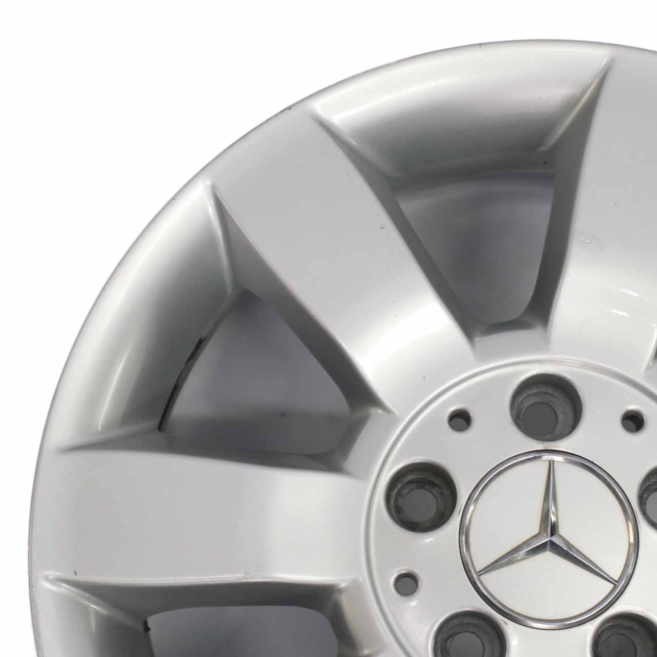 Mercedes W169 W245 Silberne Leichtmetallfelge 16" 6J ET:46 A1694011902