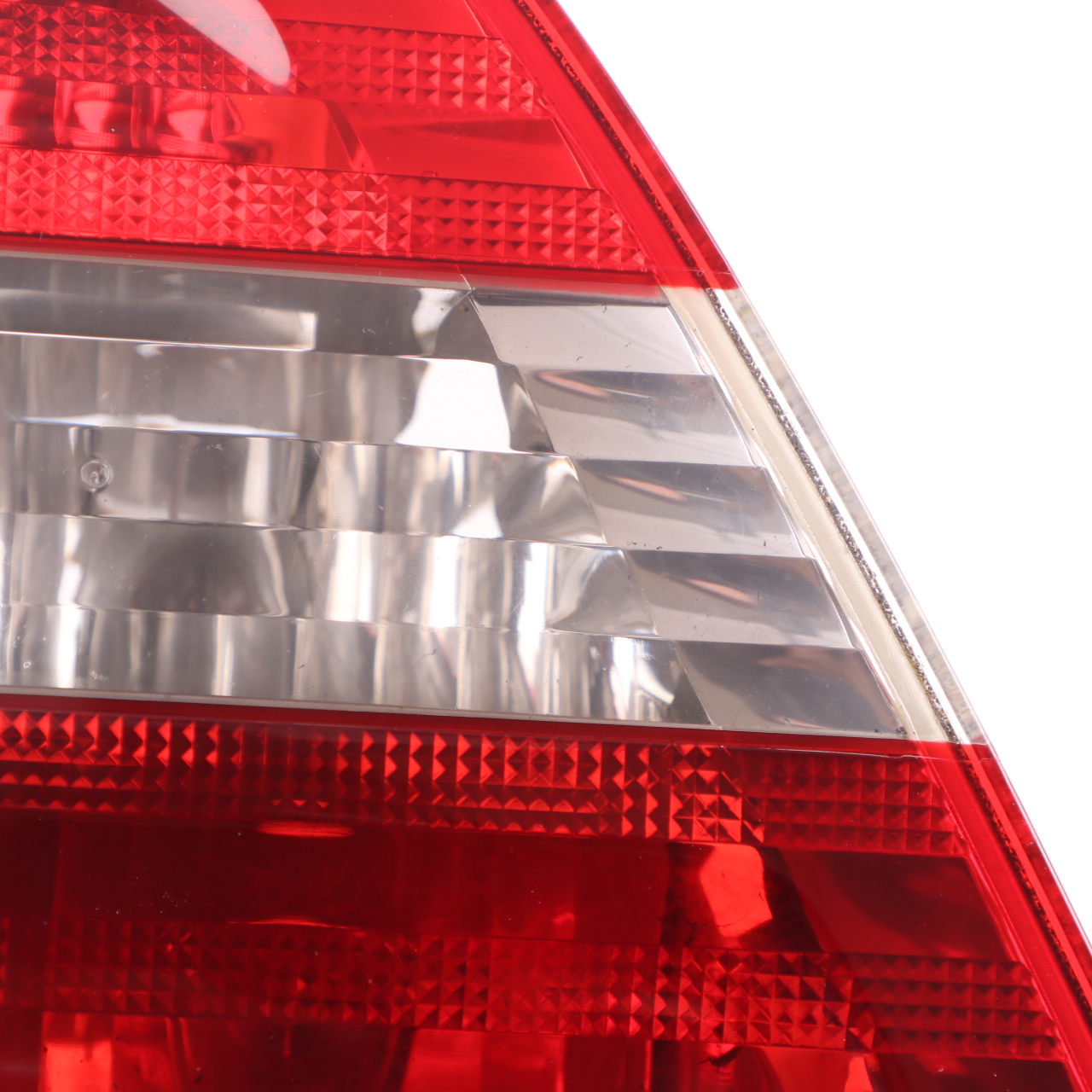 Mercedes W245 Lampa Klapy Bagażnika Lewy Tył Lewa Tylna A1698201164