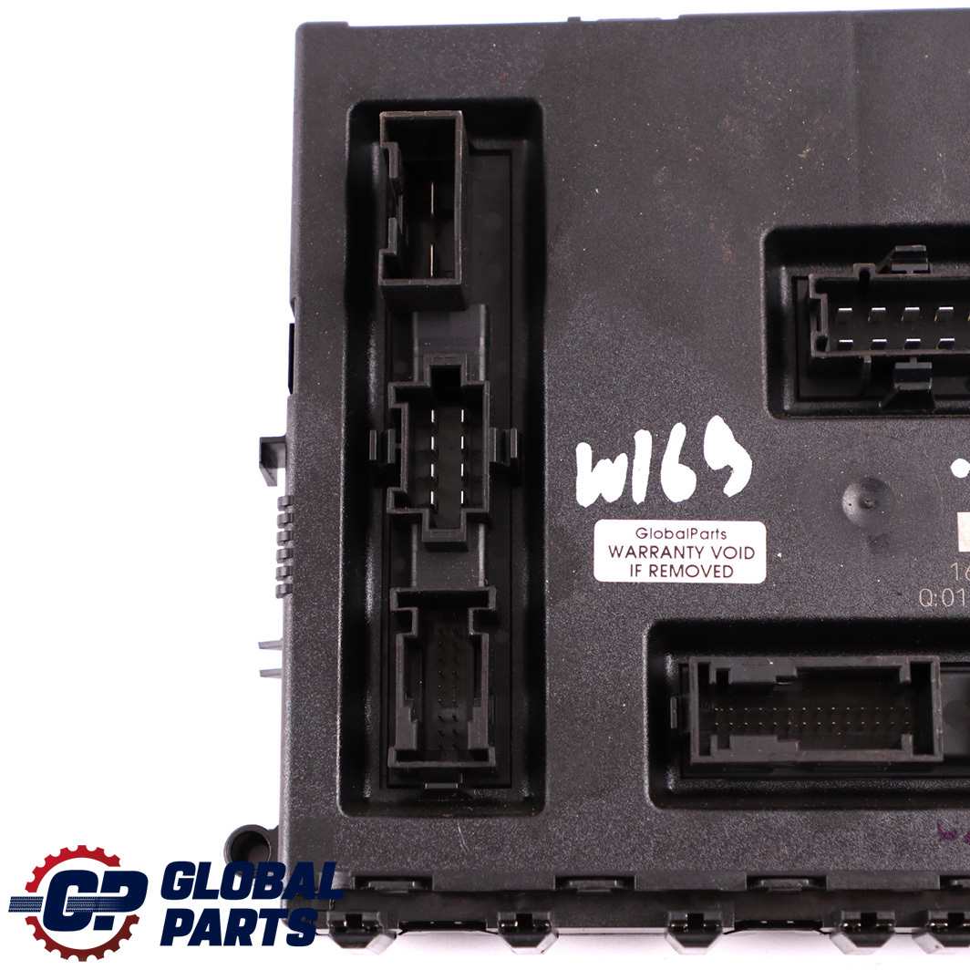 Mercedes-Benz A B Class W169 W245 SAM Control Module Fuse Box A1699004800