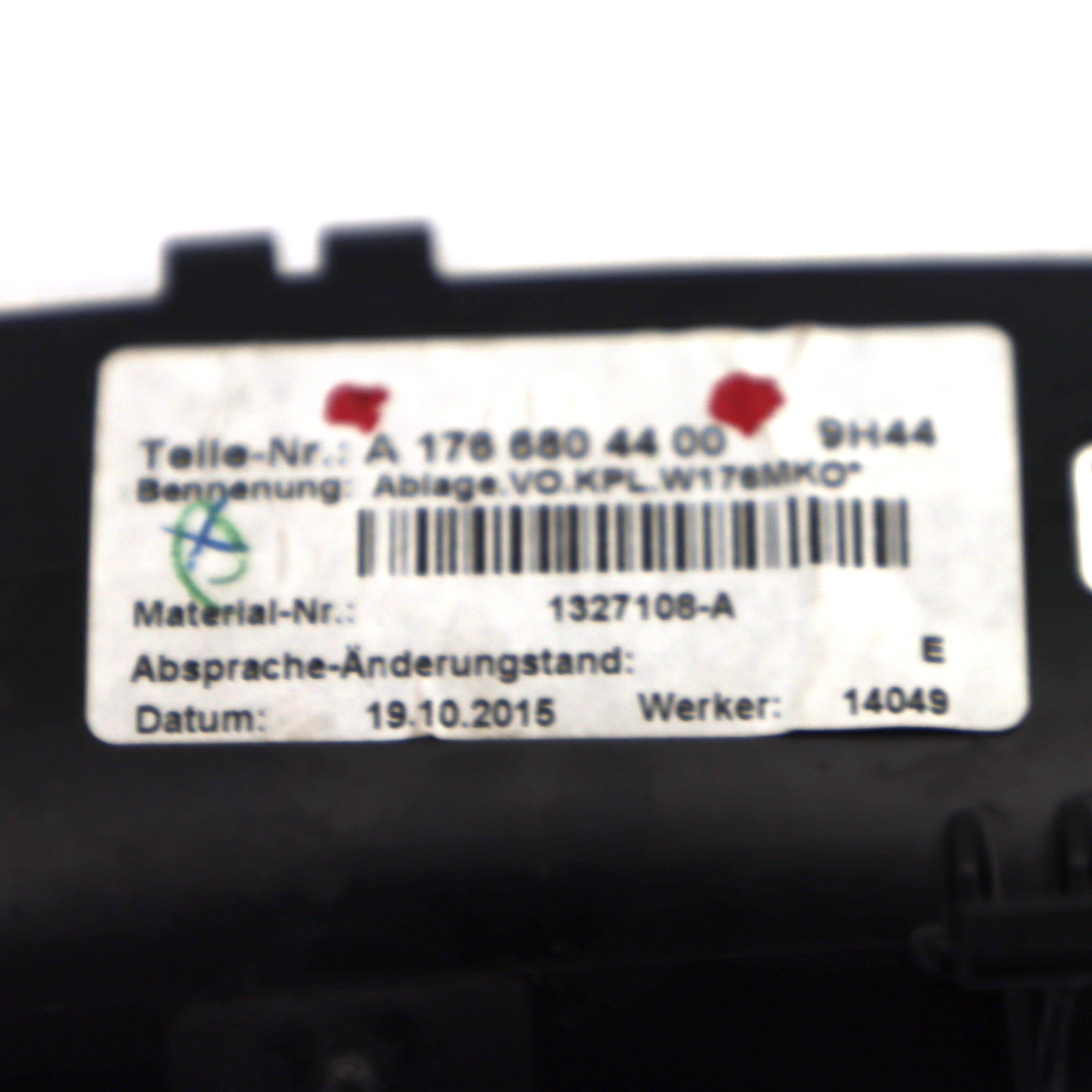 Mercedes W176 Mittelkonsole Aschenbecher Vorne Aschenbecher Schwarz A1766804400