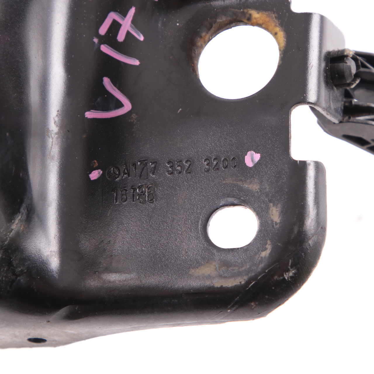 Mercedes W177 W247 Querlenker Halter Hinten Rechts A1773523200