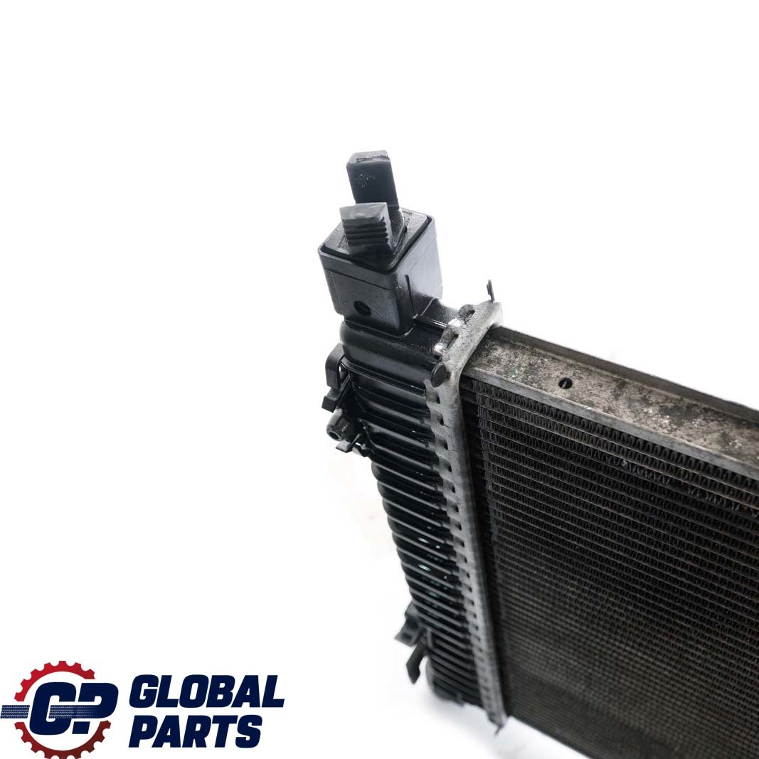 Mercedes-Benz C-Klasse W203 Motorkühlung Kühler Radiator Benzin A2035000503