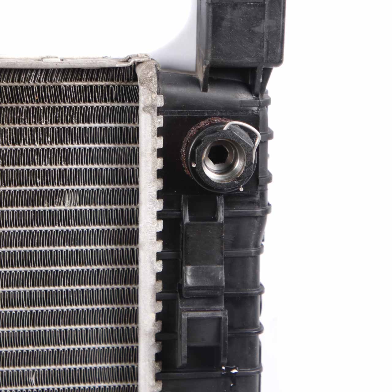 Mercedes W203 W209 Radiateur Eau Refroidissement Moteur M271 A2035004703