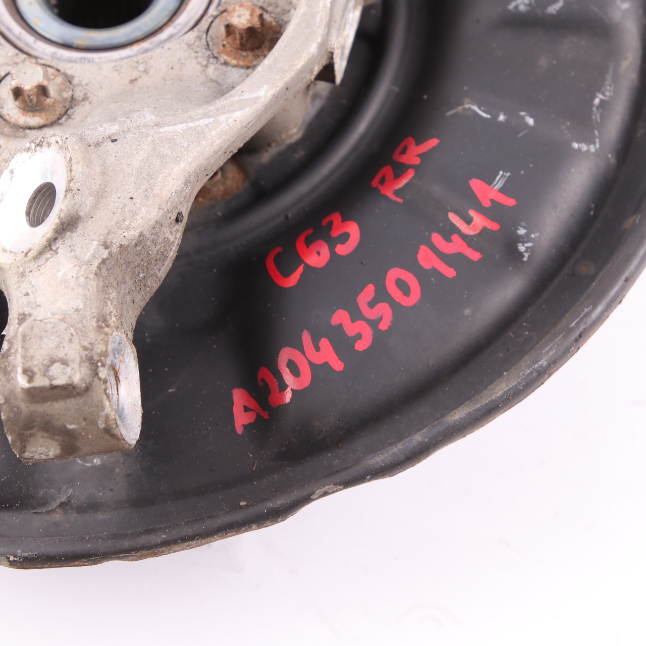 Mercedes W204 Wheel Hub C63 AMG Rear Right O/S Suspension Carrier Brake Cover