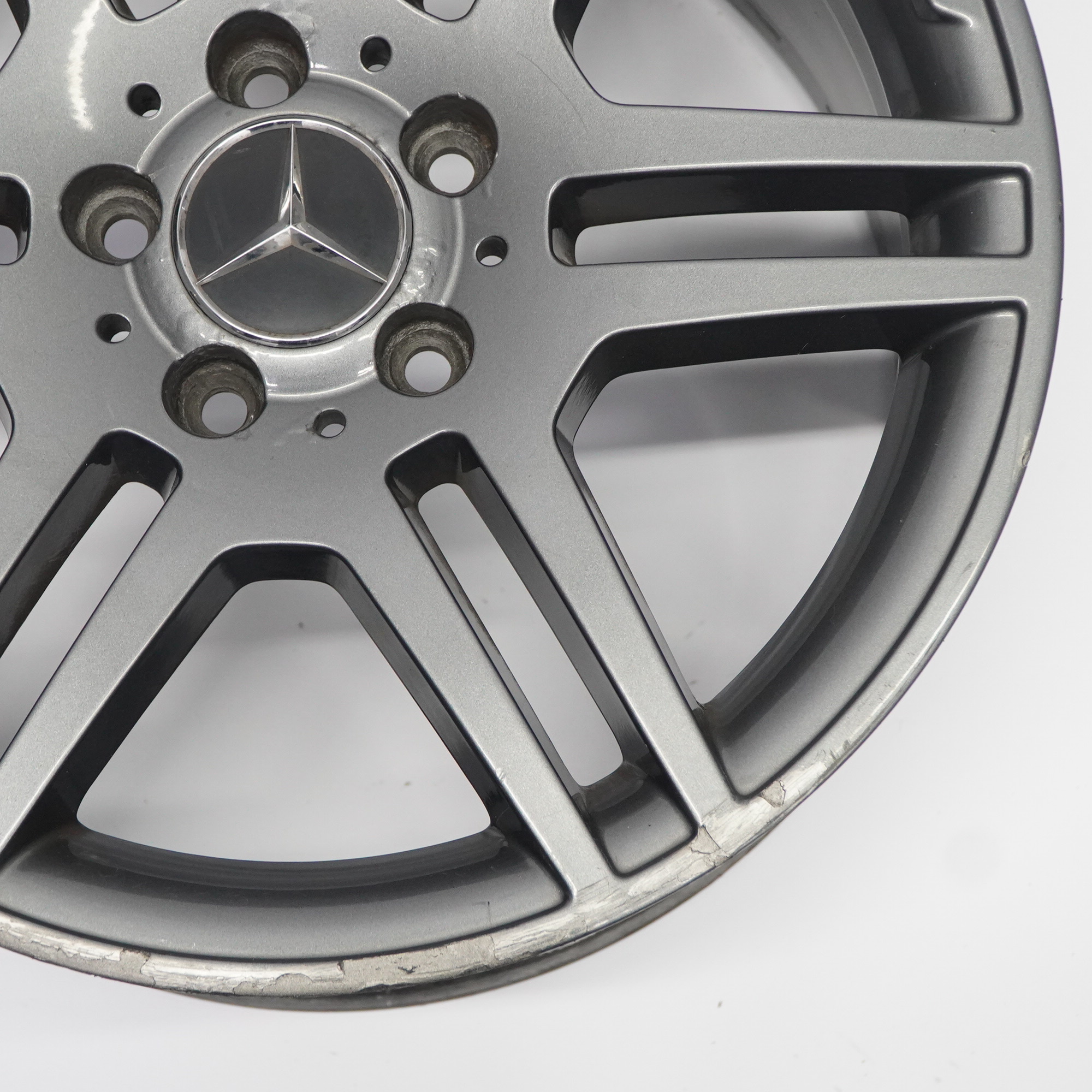 Mercedes W204 AMG Grau Leicht metall felge hinten 17" ET:58 8,5J A2044014602