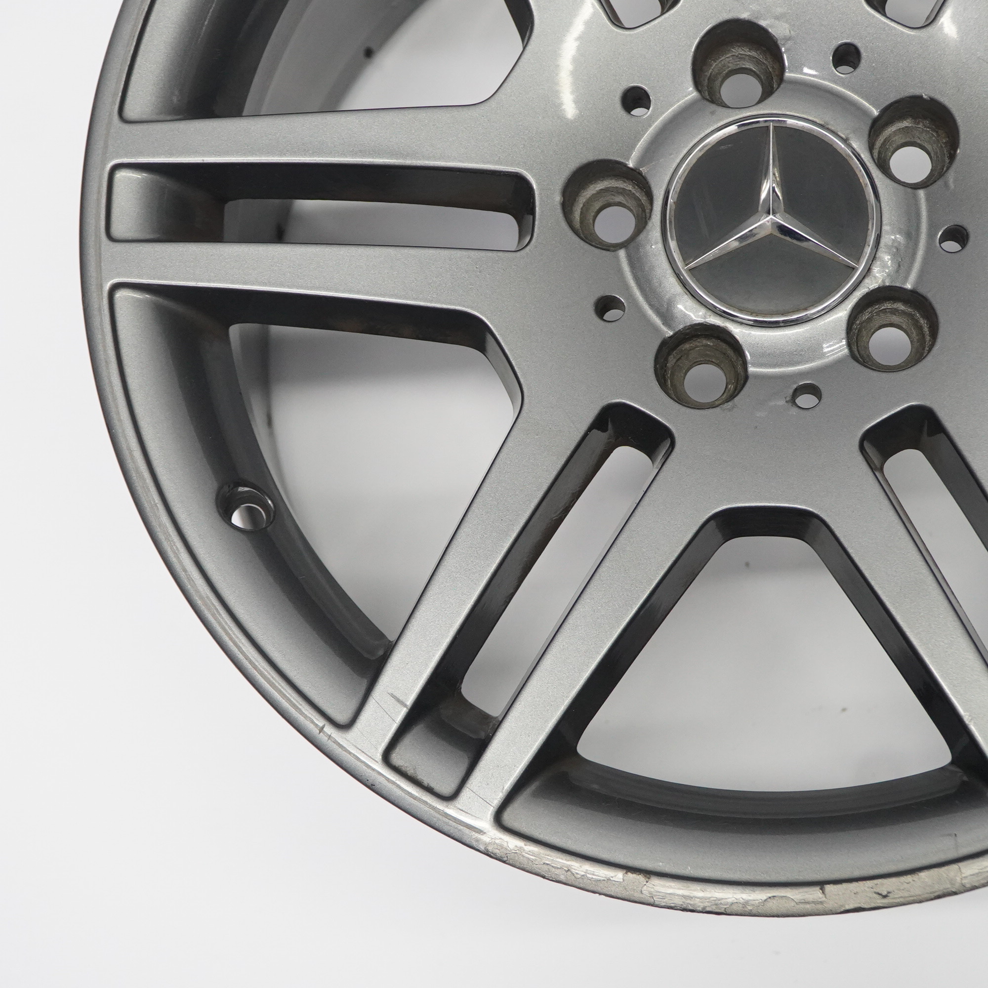 Mercedes W204 AMG Grau Leicht metall felge hinten 17" ET:58 8,5J A2044014602