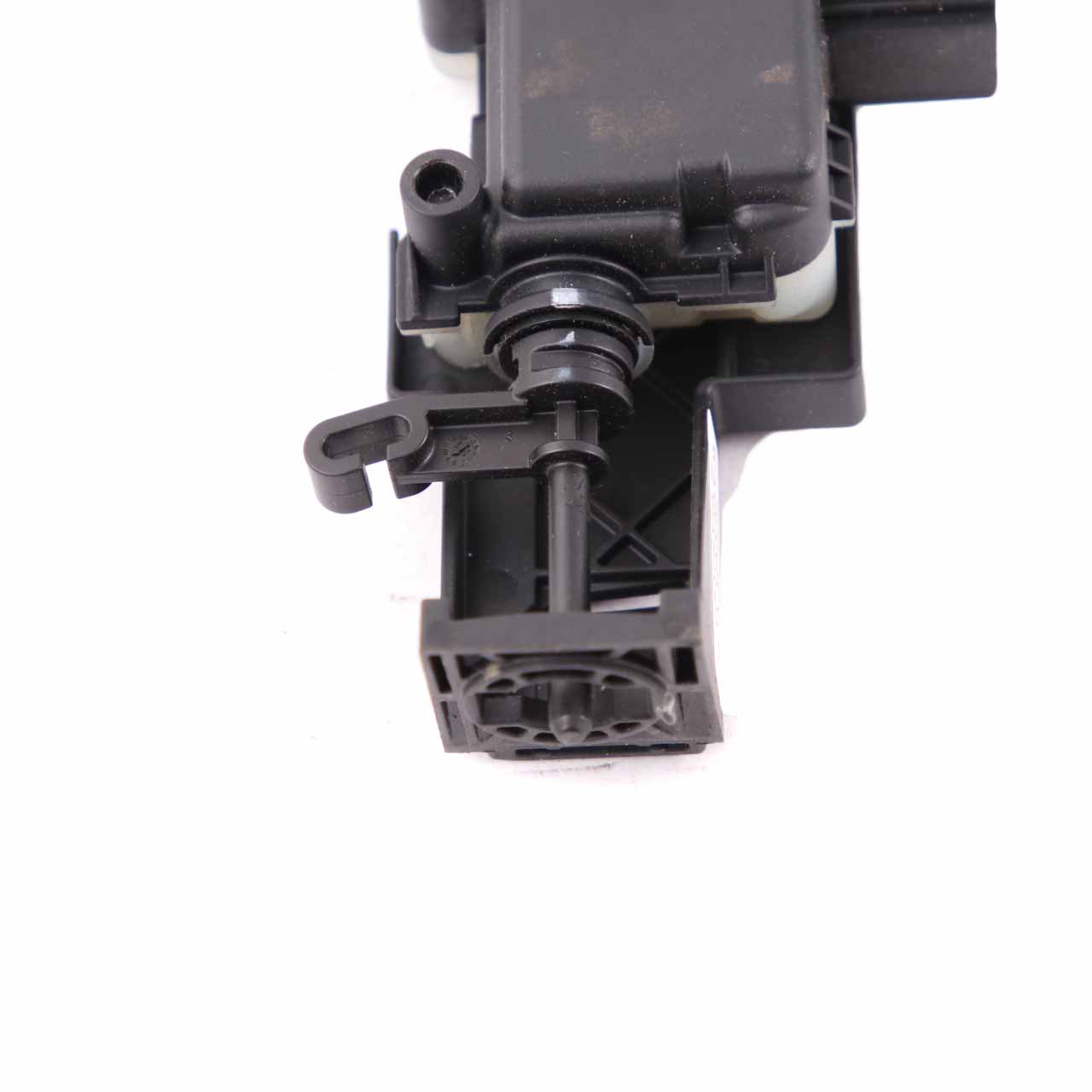 Mercedes W204 W207 Fuel Flap Release Motor Holder Bracket A2048200072