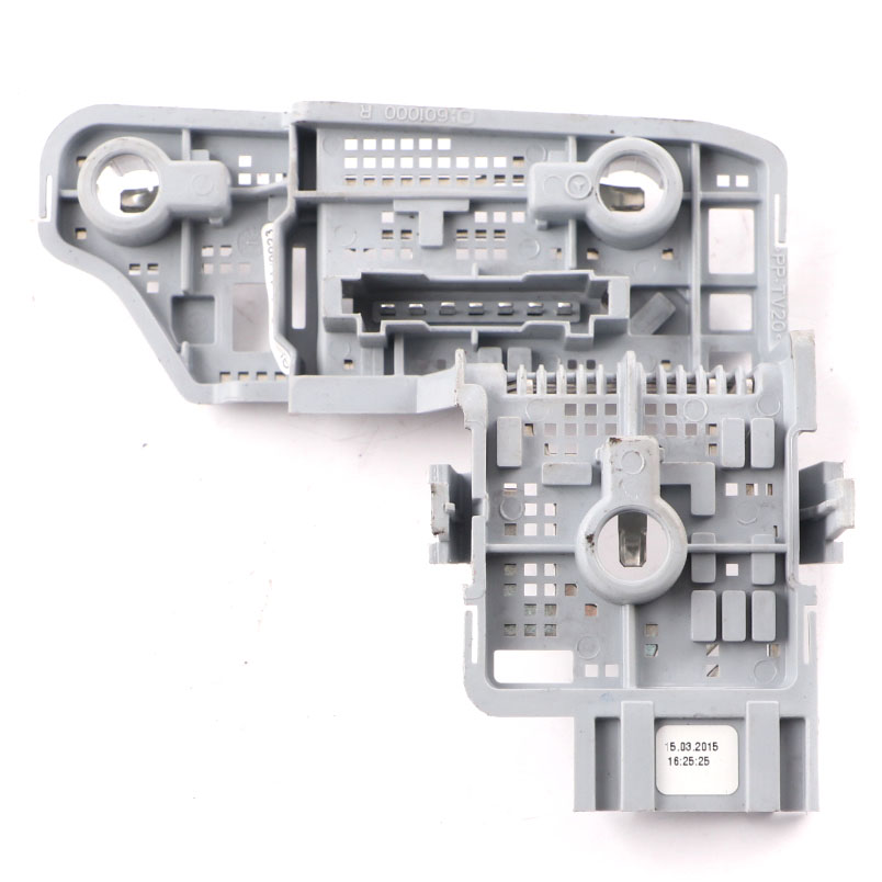 Mercedes W204 C204 Rear Lamp Bulb Socket Right O/S Tail Light Holder A2048202577
