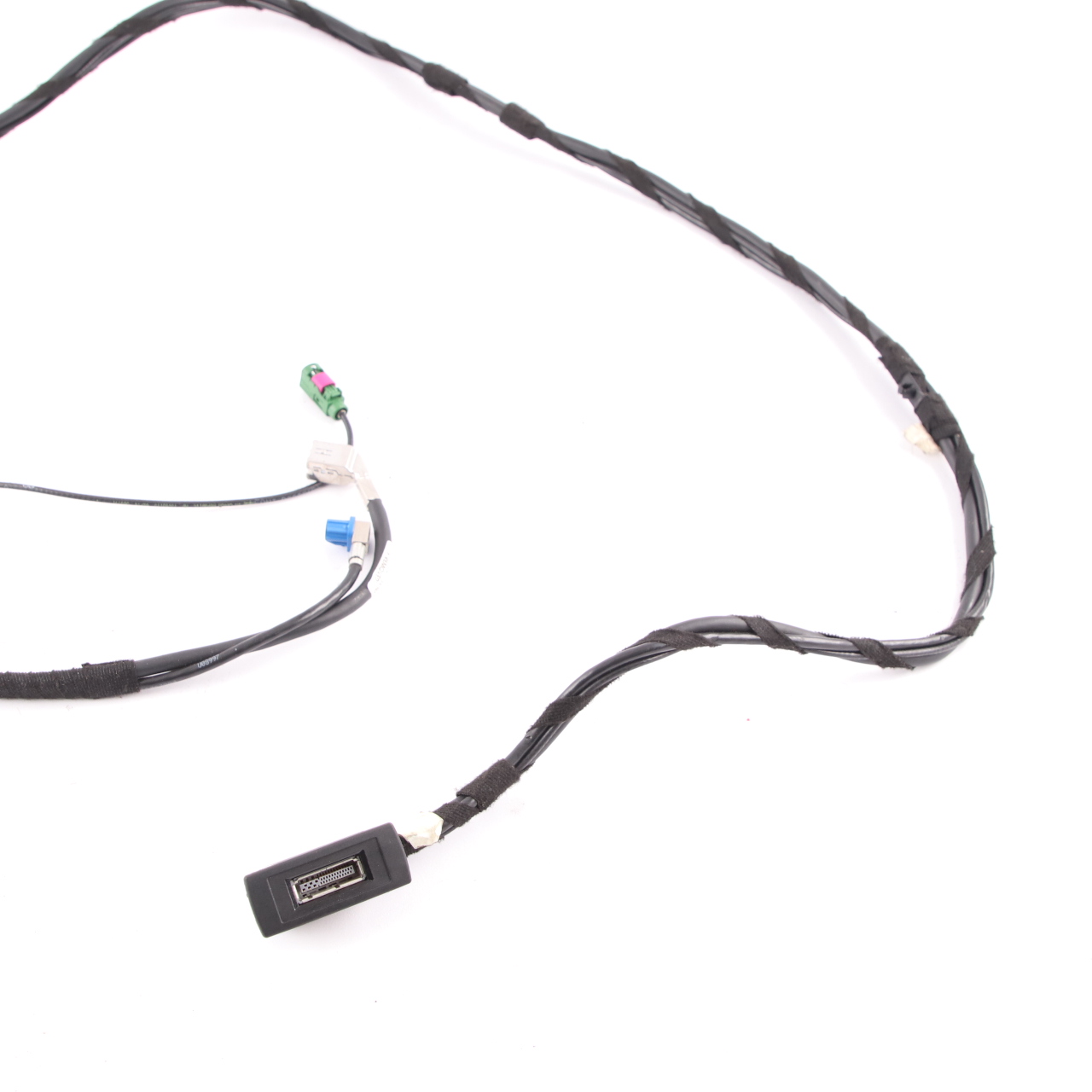 Mercedes W204 W207 Wiring Loom Cable Harness AUX Jack A2048205015