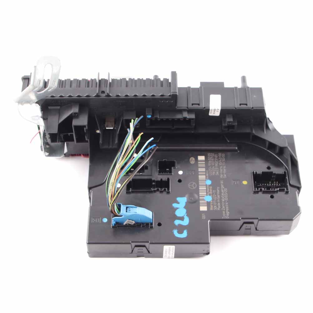 Mercedes C204 Rear SAM Module Fuse Box Relay Control Unit A2049060205