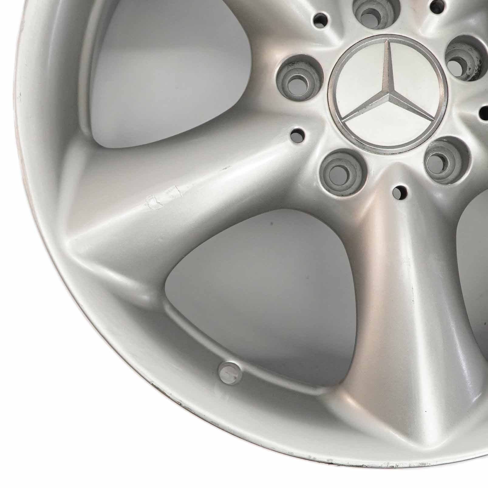 Mercedes W203 W209 Silberne Leichtmetall felge vorne 17" ET:36 7,5J A2094010502