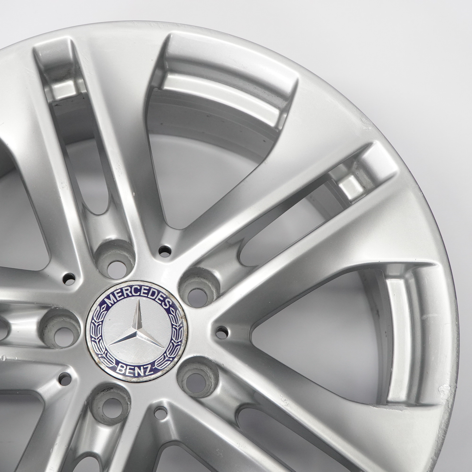 Mercedes W212 Silber Leichtmetallfelge 5-Doppelspeiche 17" ET:48 8J A2124010902