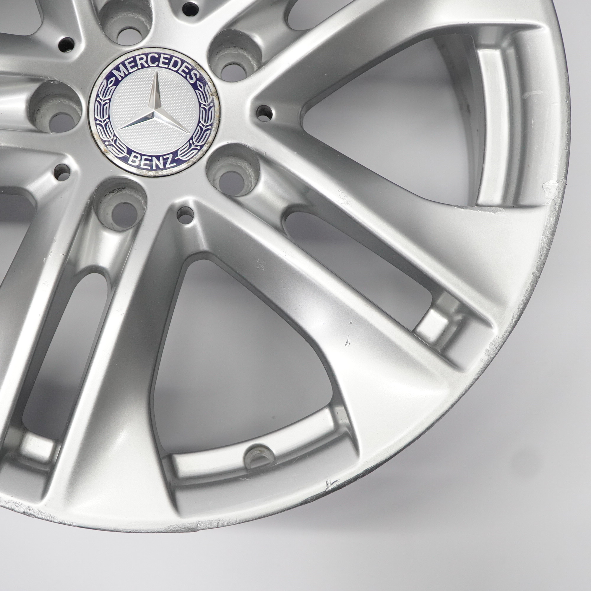 Mercedes W212 Silber Leichtmetallfelge 5-Doppelspeiche 17" ET:48 8J A2124010902