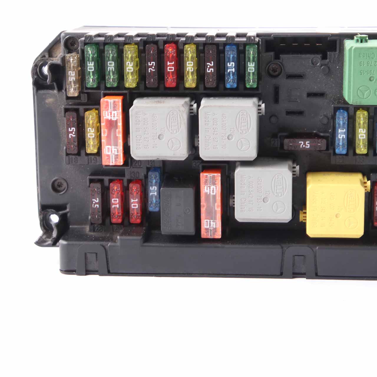 Mercedes W204 SAM Module Fuse Box Relay Control Unit A2129005722