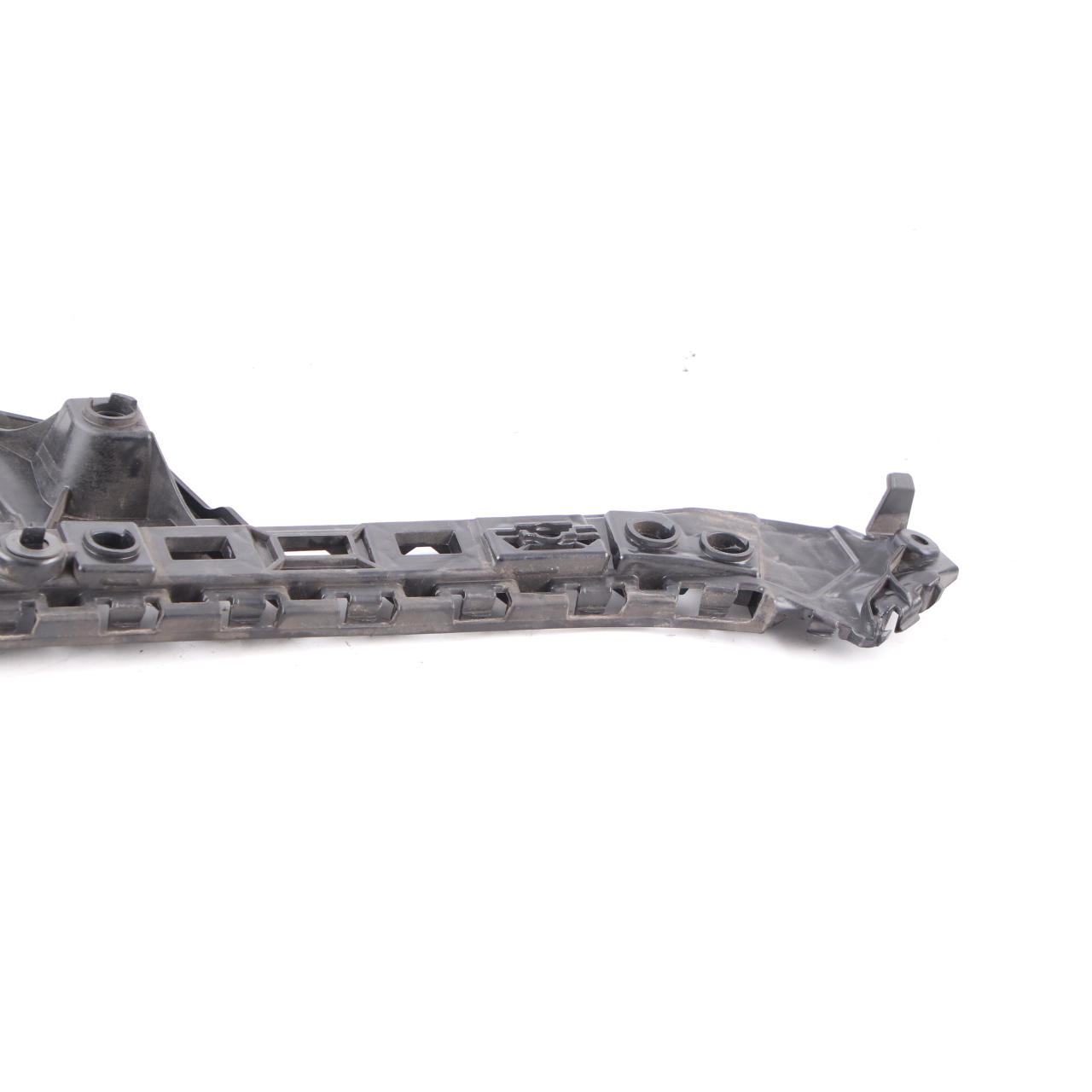 Mercedes W213 Guide hintere Stoßstange Seite links Mount Bracket A2138850163