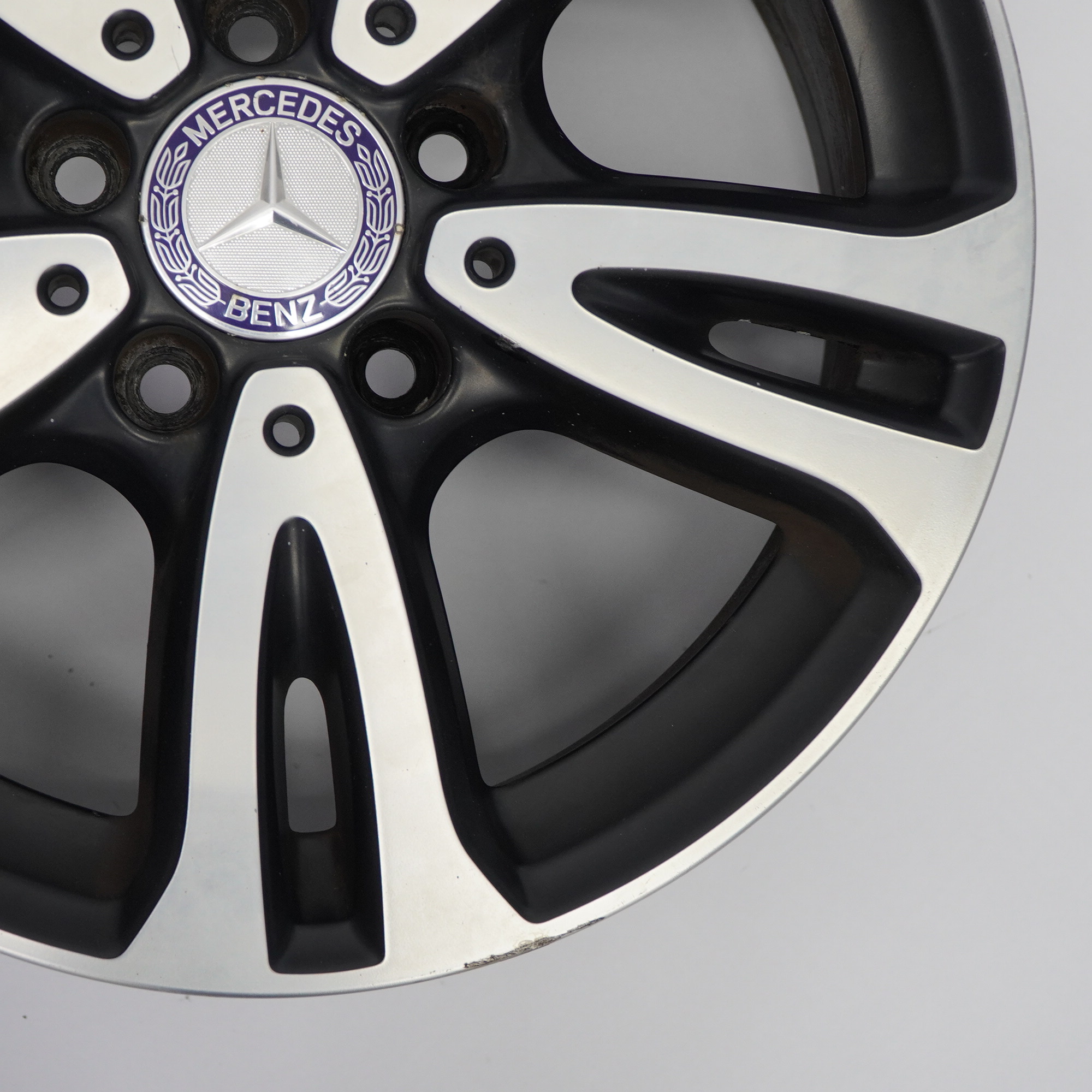 Mercedes W176 W246 Leicht metall felge 16" ET:49 6,5J A2464010000