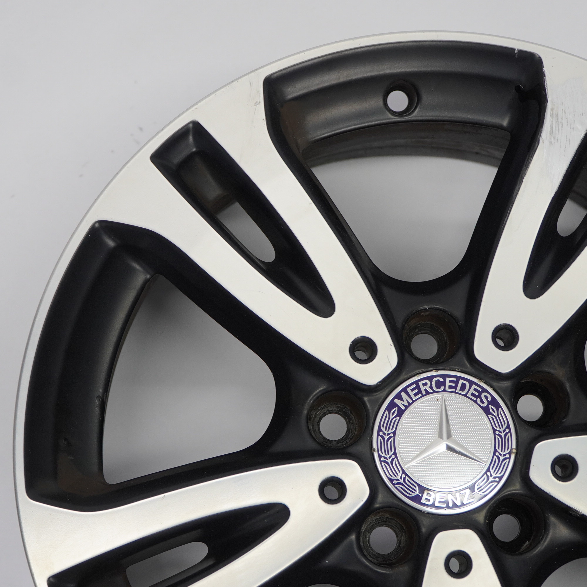 Mercedes W176 W246 Leicht metall felge 16" ET:49 6,5J A2464010000