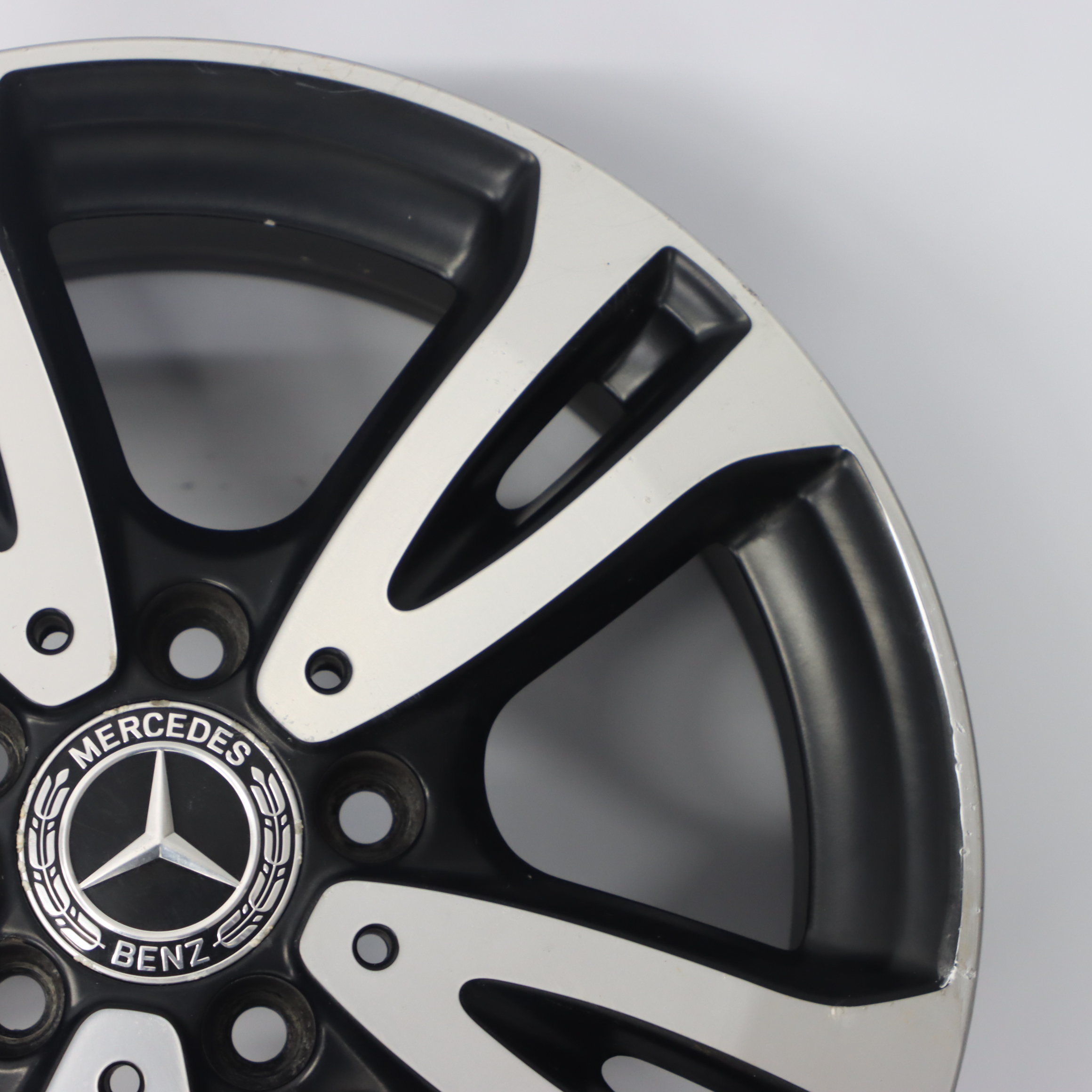 Mercedes W176 W246 Leicht metall felge 16" ET:49 6,5J A2464010000