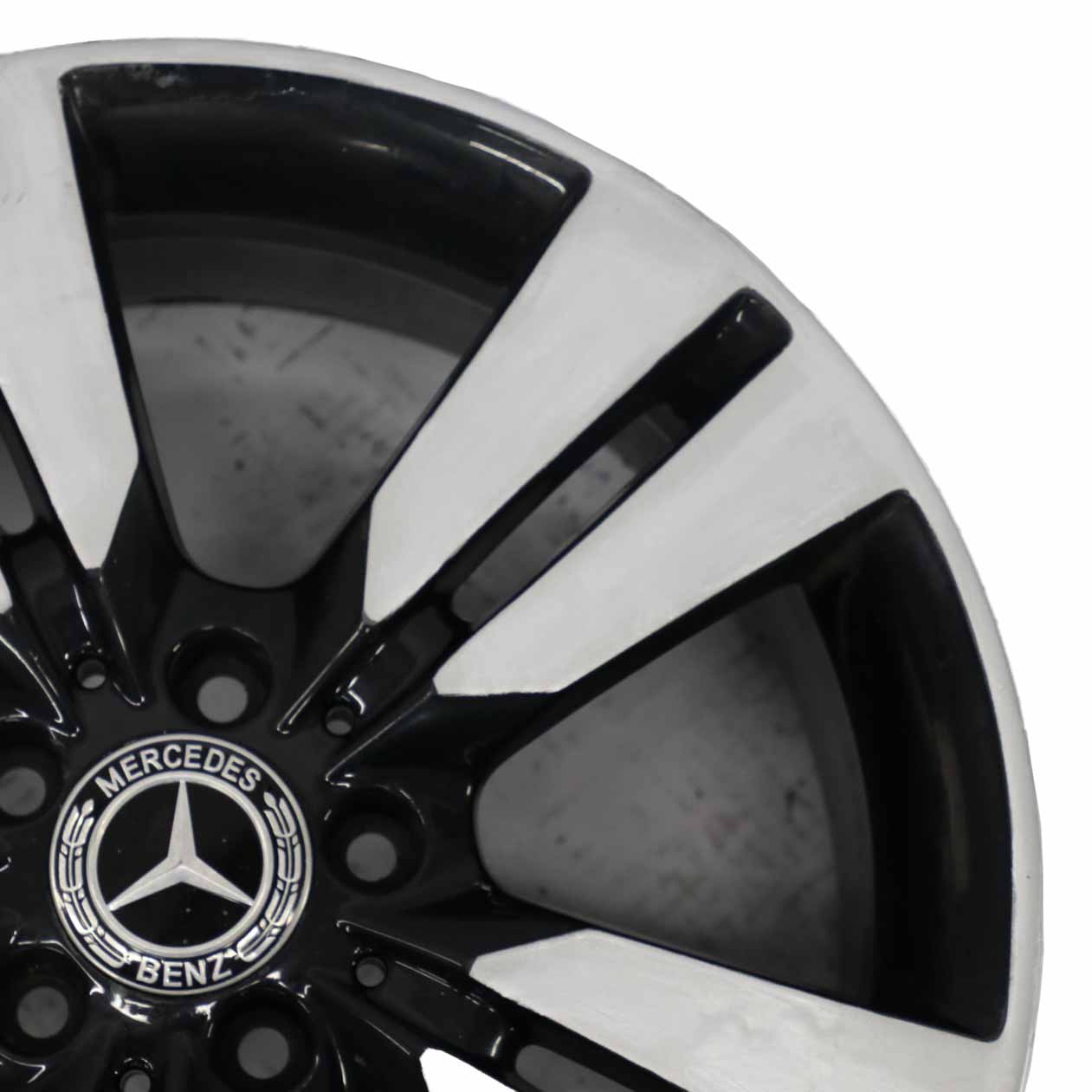 Mercedes W176 Leichtmetallfelge 18" ET:52 7,5J 5 Doppelspeiche A2464010402