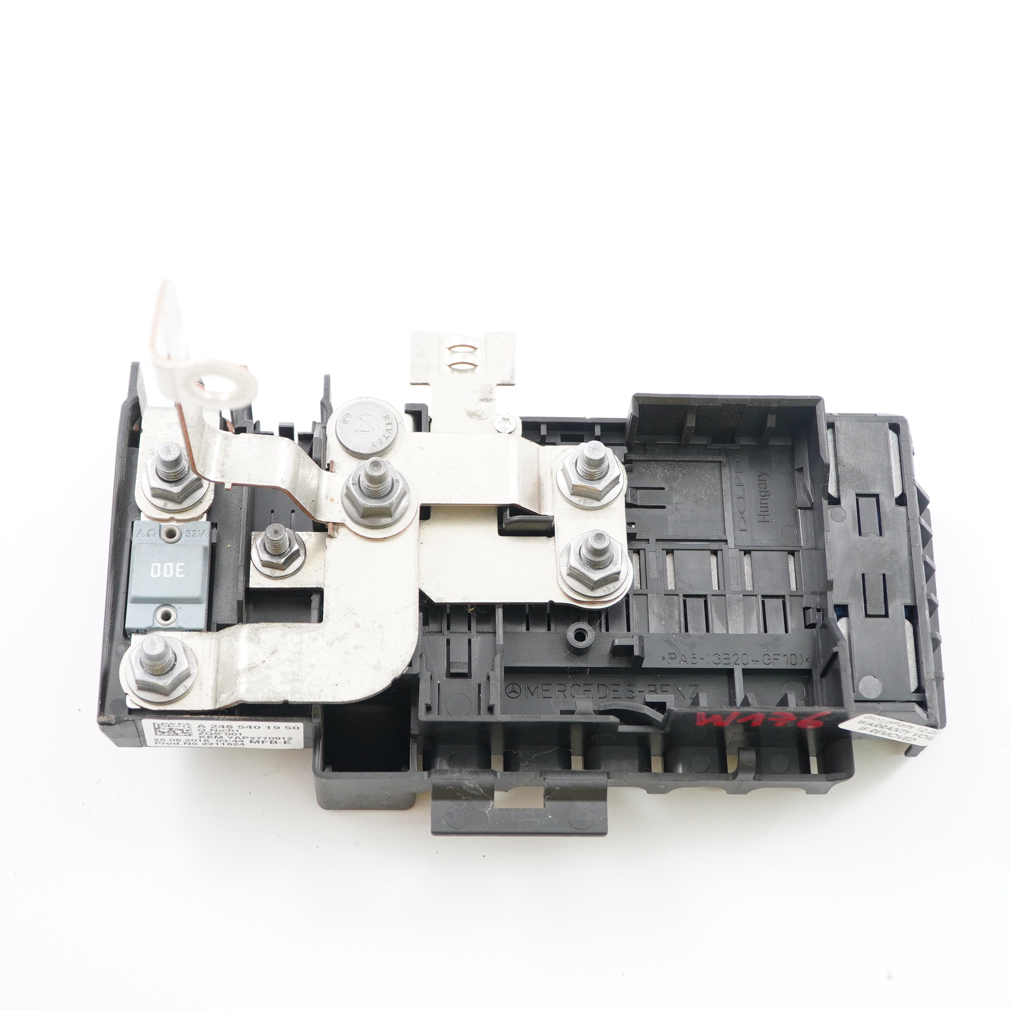 Batterie sockel Mercedes C117 W176 W246 Strom Sicherung Relais Box A2465401950