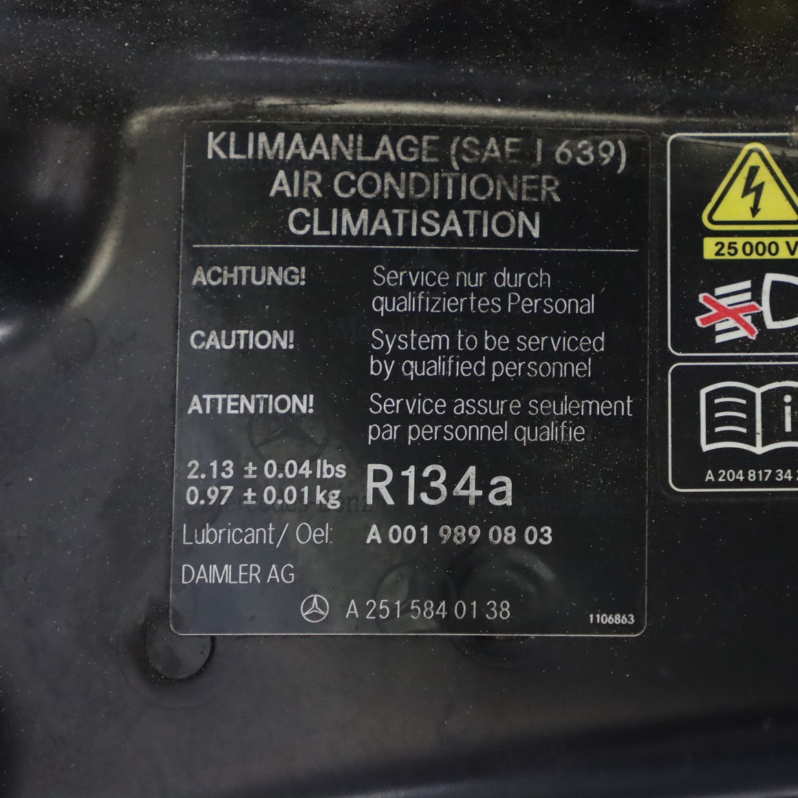 Scheinwerferhalterung Mercedes W251 vorne rechts Lampenhalterung A2516200091