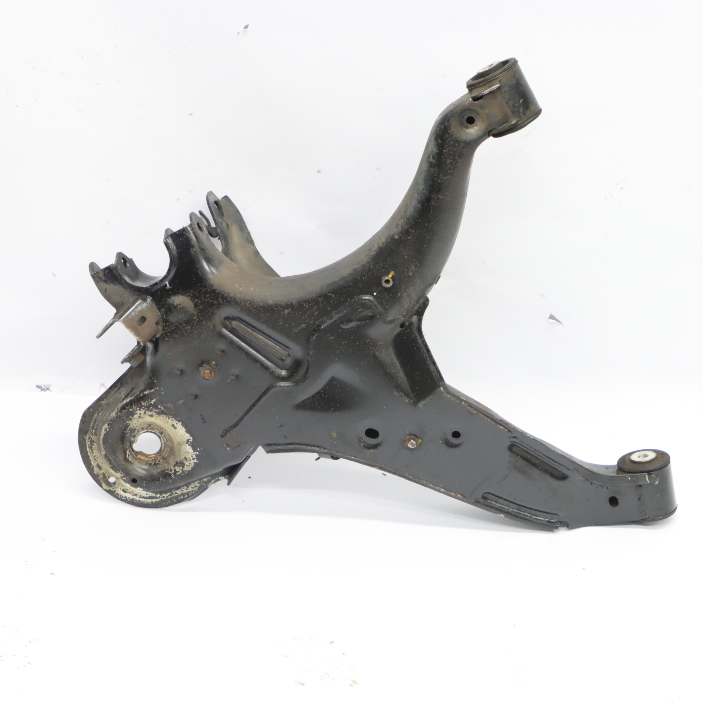 Mercedes W447 Rear Right O/S Suspension Leg Wheel Hub Mount Holder A4473505400