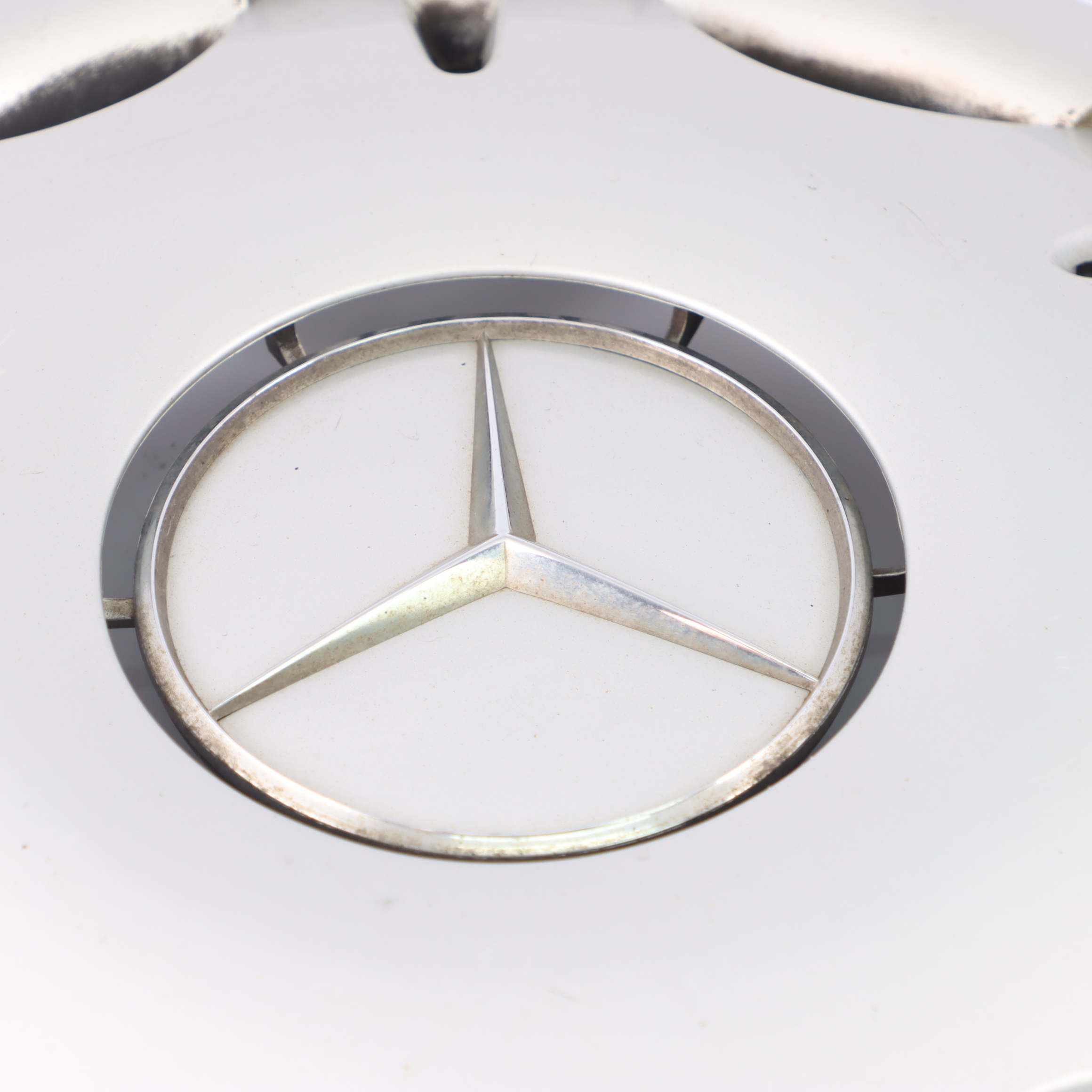 Mercedes Vito W639 Wheel Cap 16'' Centre Trim Hub Cover Silver Panel A6394000025