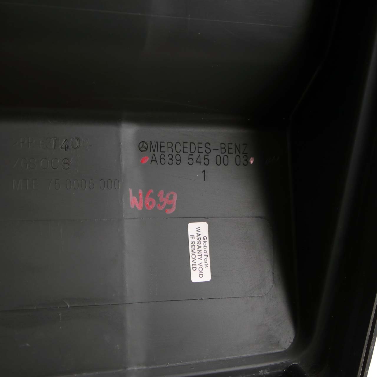 Mercedes Vito W639 Abdeckung Sicherungskasten Batterie Panel Deckel A6395450003